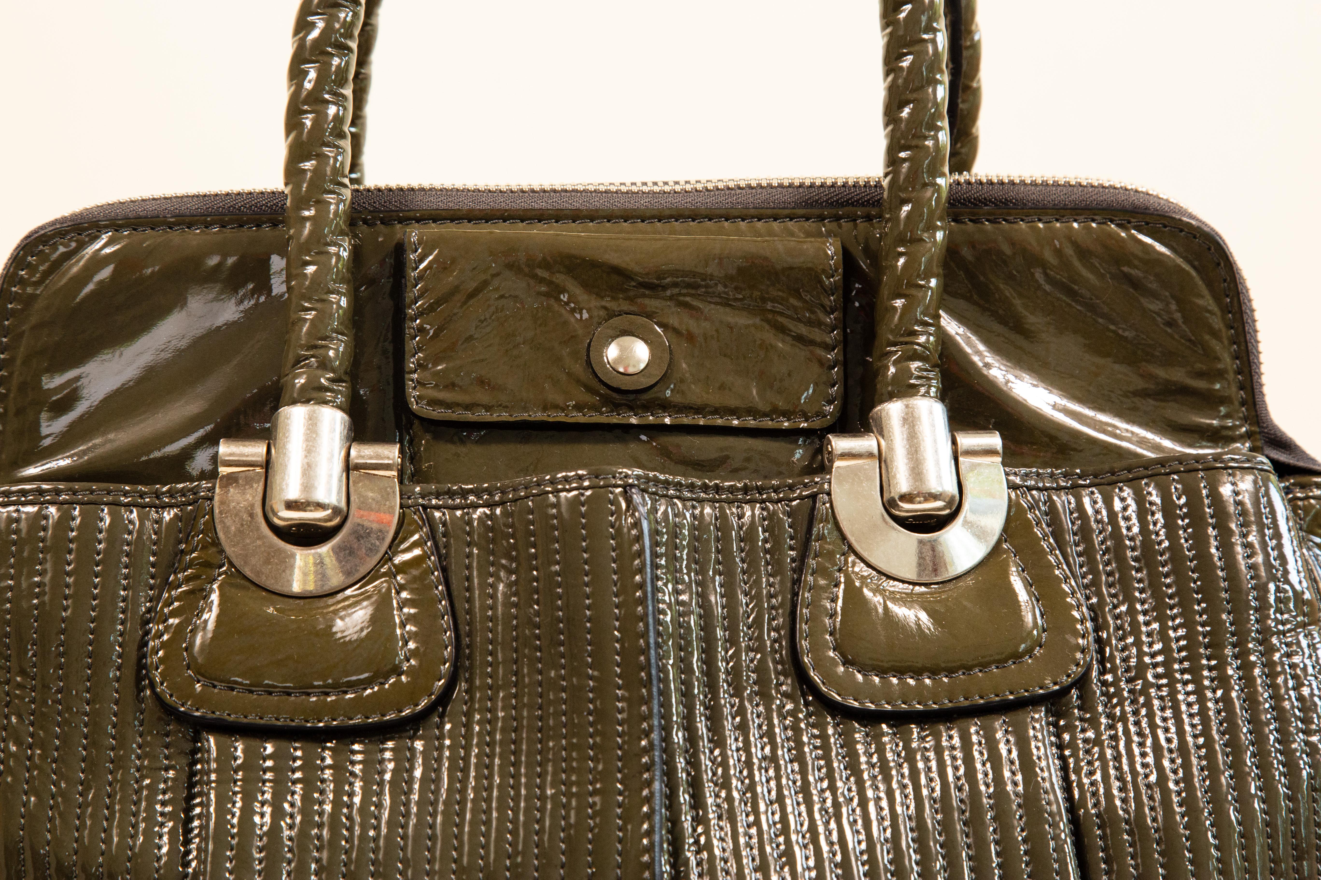 2000s Chloe Heloise Shoulder Bag in Green Patent Leather For Sale 3