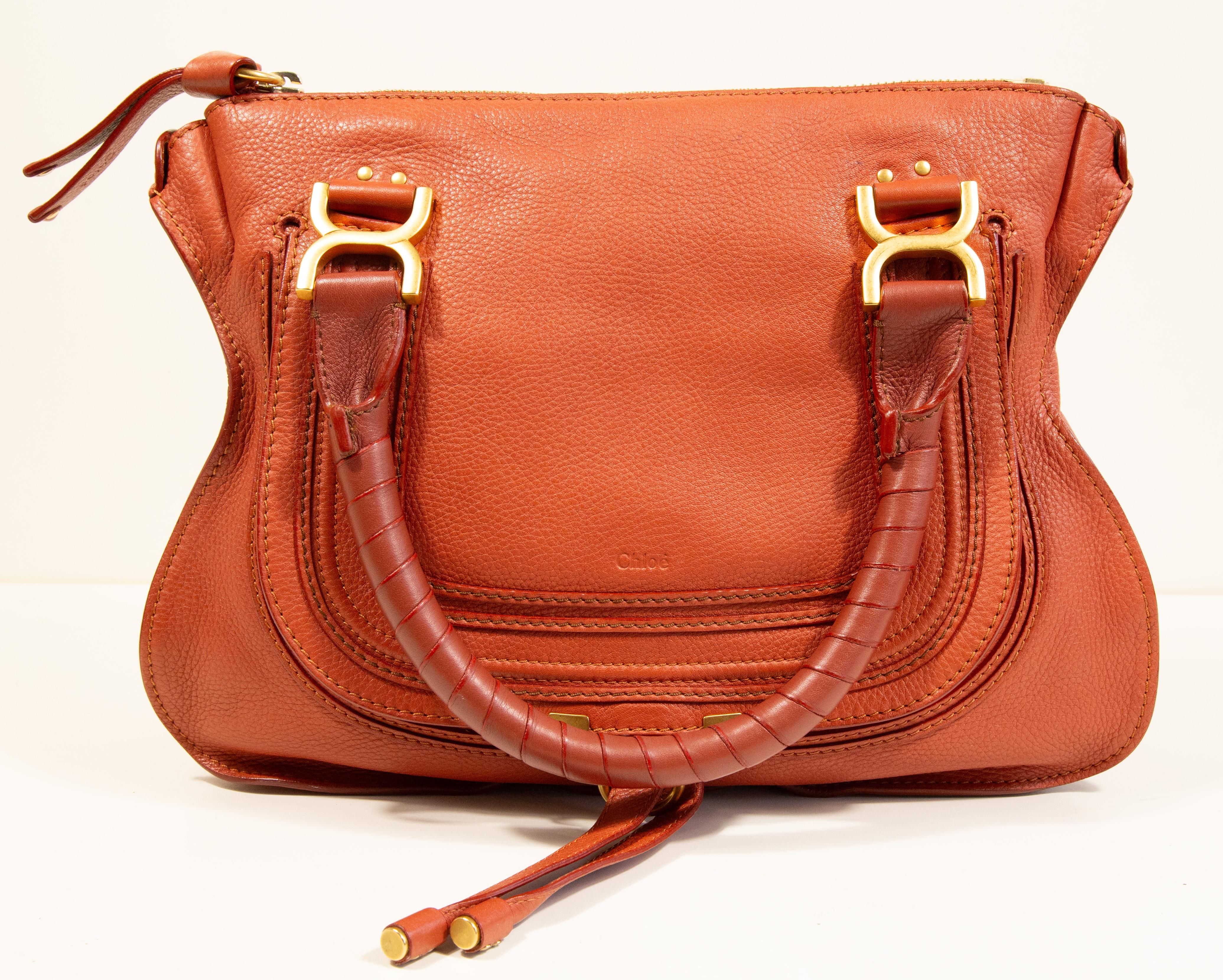 2000s Chloe Marcie Shoulder Bag/Top Handle Bag in Red/Orange Leather In Good Condition For Sale In Arnhem, NL