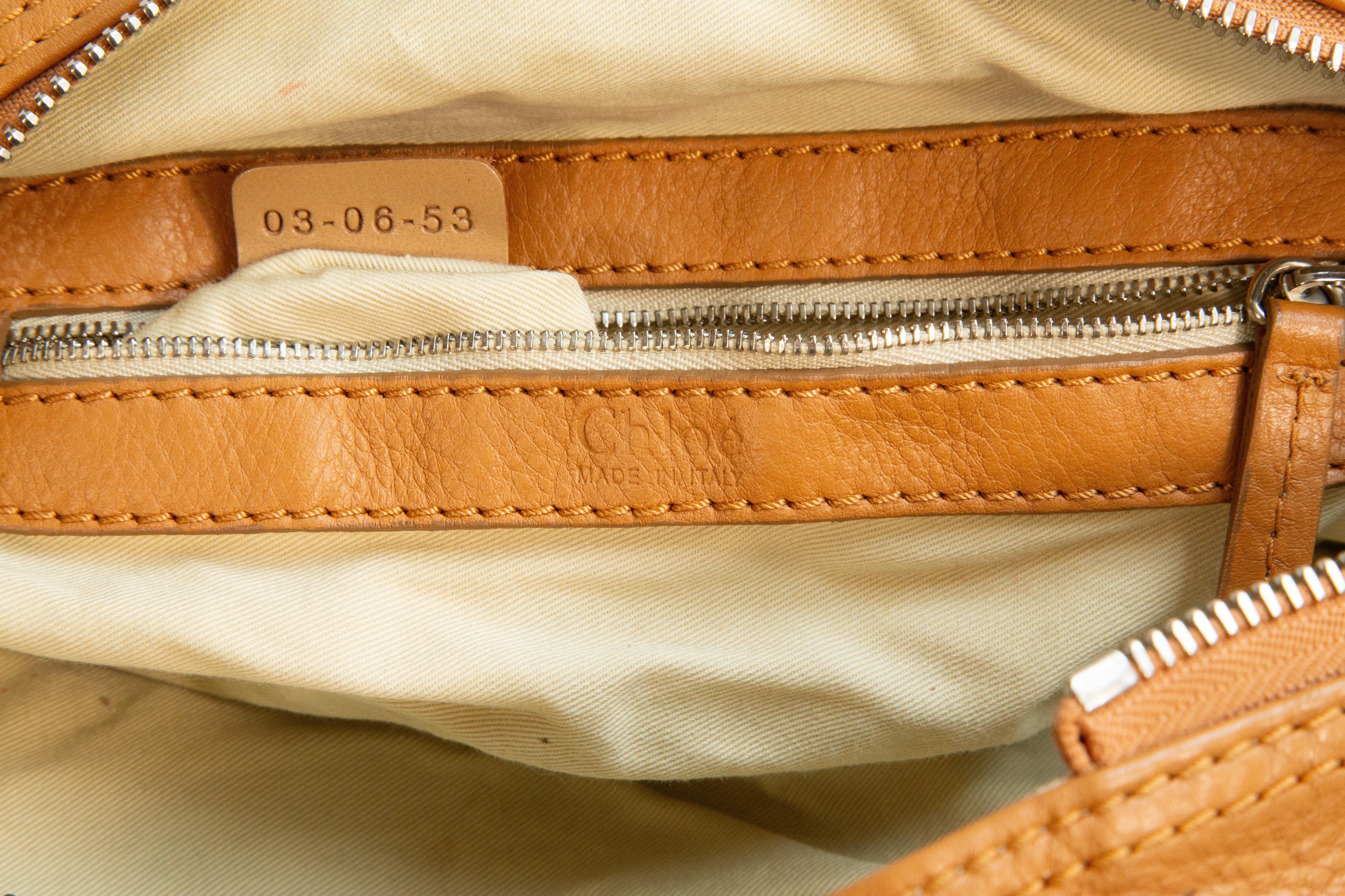 2000s Chloe Paddington by Phoebe Philo Top Handle Shoulder Bag in Brown Leather For Sale 11