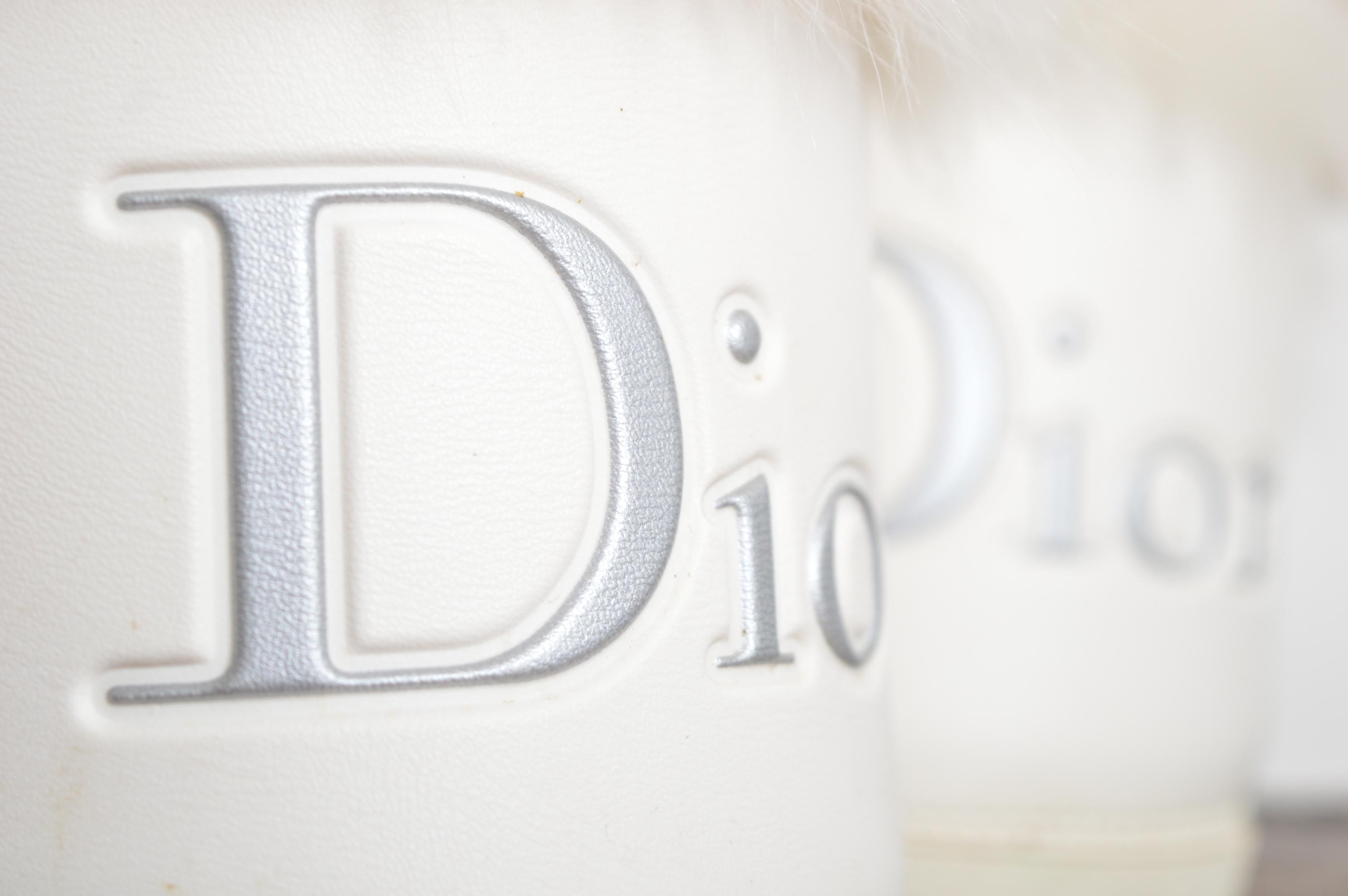 2000's Christian Dior by John Galliano Weiße Pelz-Schneestiefel EU 41-43 im Angebot 6