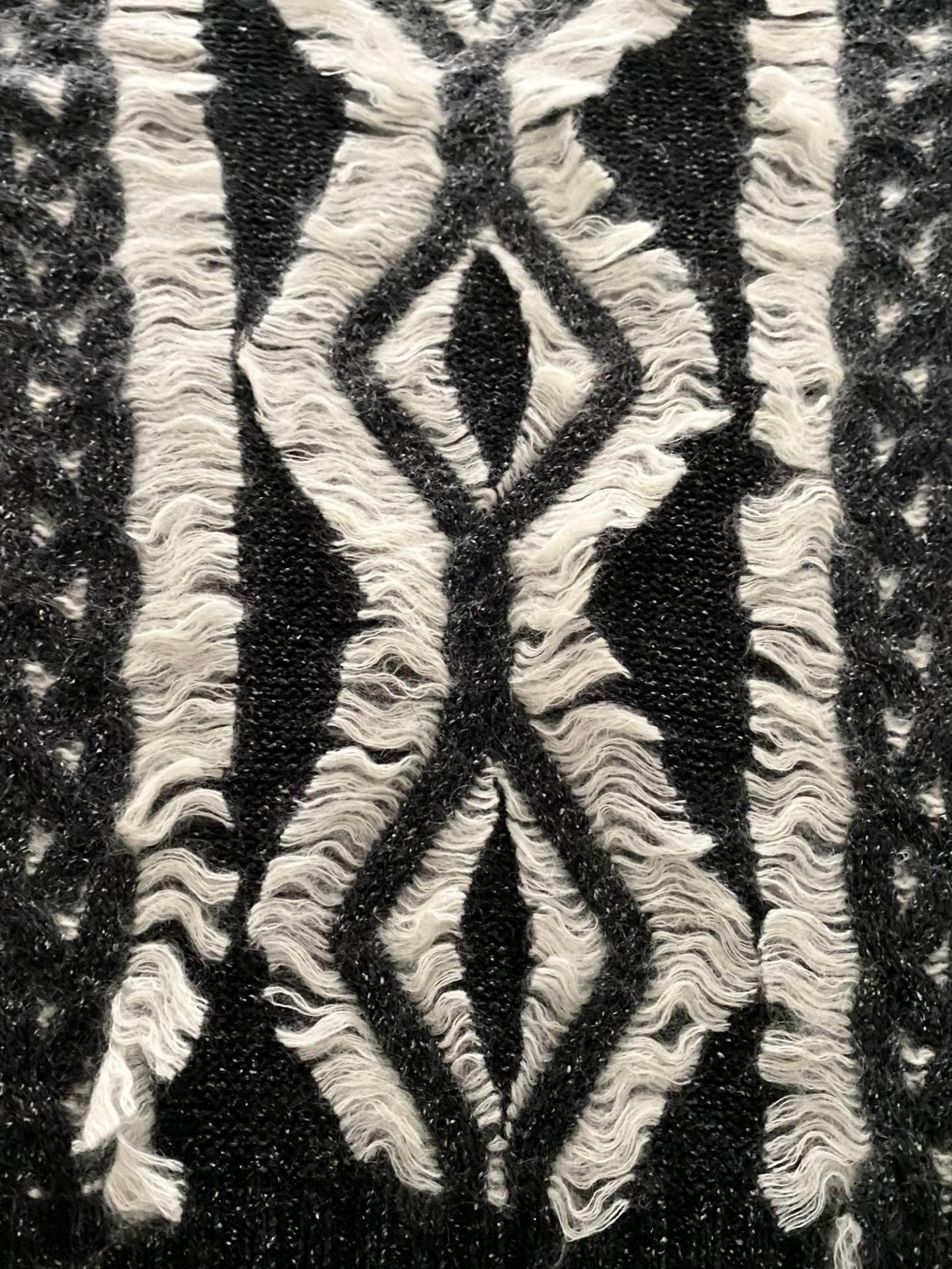 2000s Christian Dior Geometrische Wolle gestrickt Schal Schal im Zustand „Gut“ im Angebot in London, GB