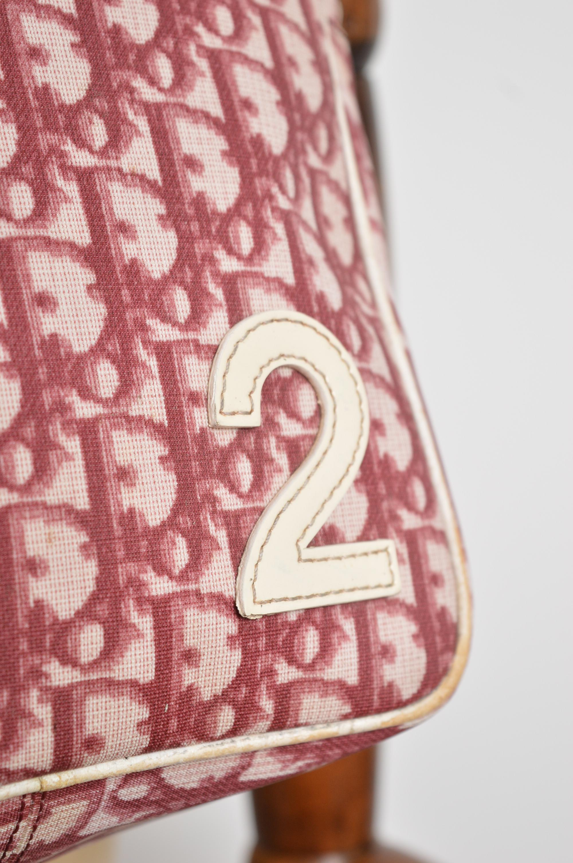 2000s Christian Dior John Galliano for Christian Dior Borsa a tracolla Trotter Monogram Rosa Lampone In condizioni discrete in vendita a Sheffield, GB