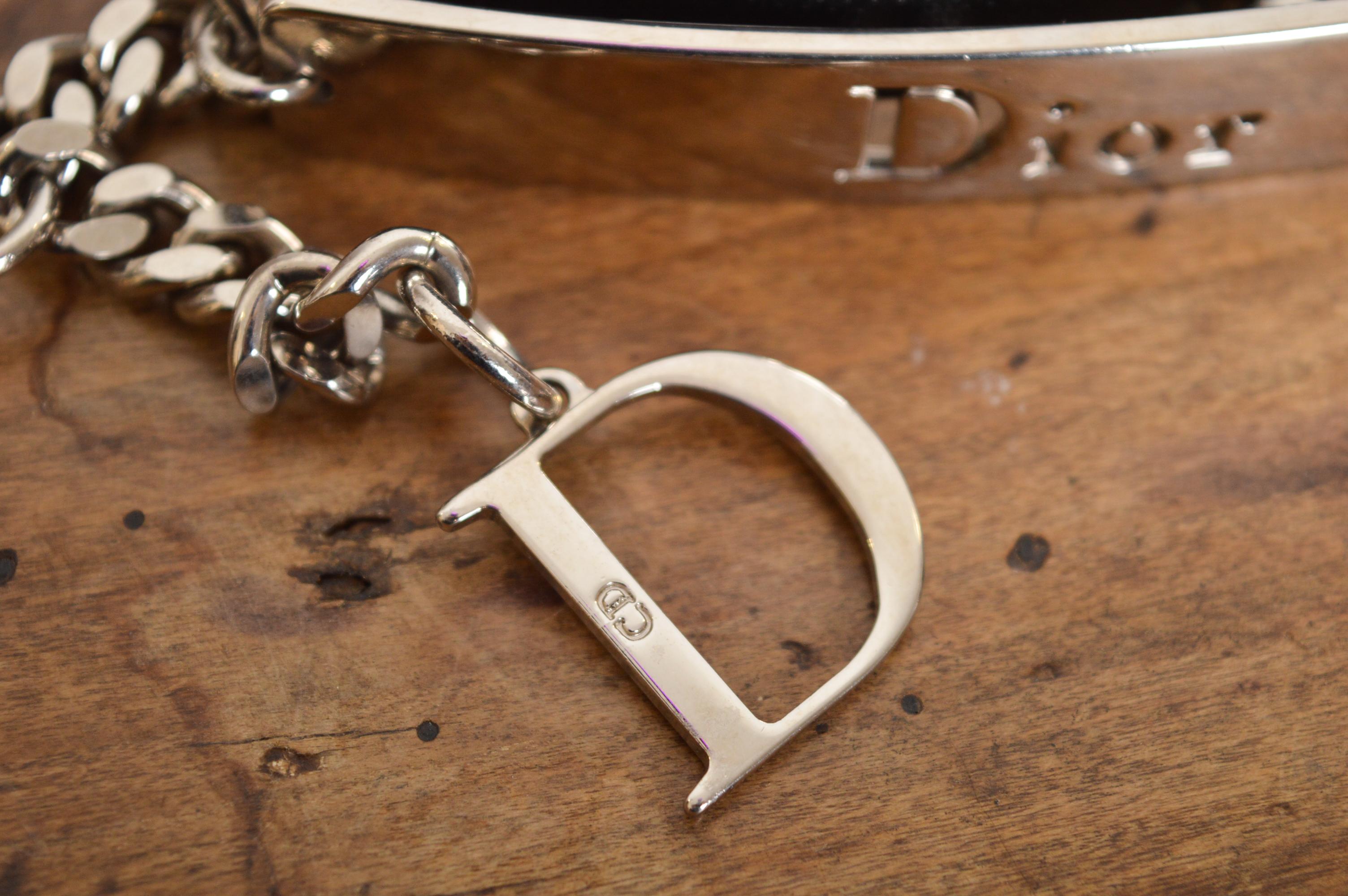 2000er Christian Dior John Galliano Strass Chrom Hundemarke Leder Taillengürtel im Angebot 7