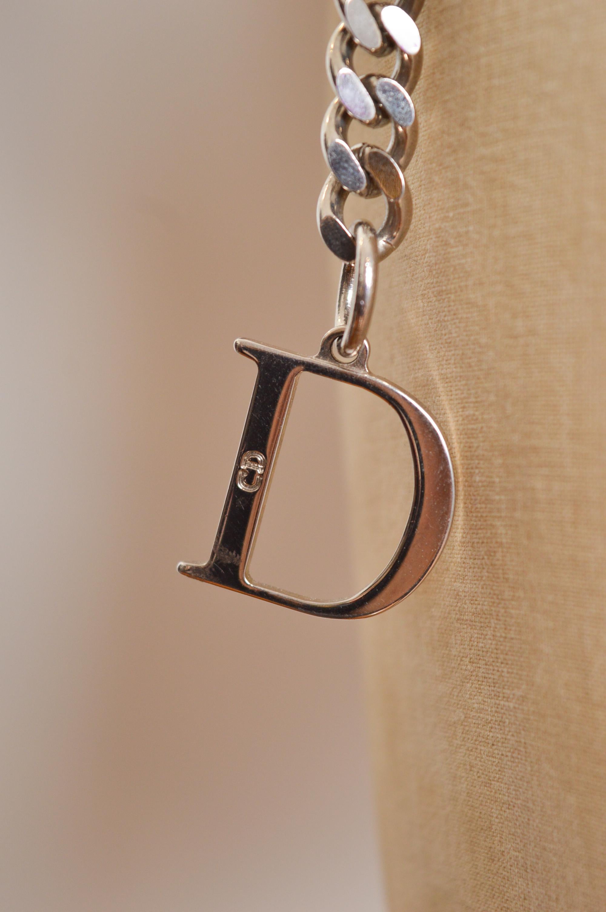 2000er Christian Dior John Galliano Strass Chrom Hundemarke Leder Taillengürtel für Damen oder Herren im Angebot