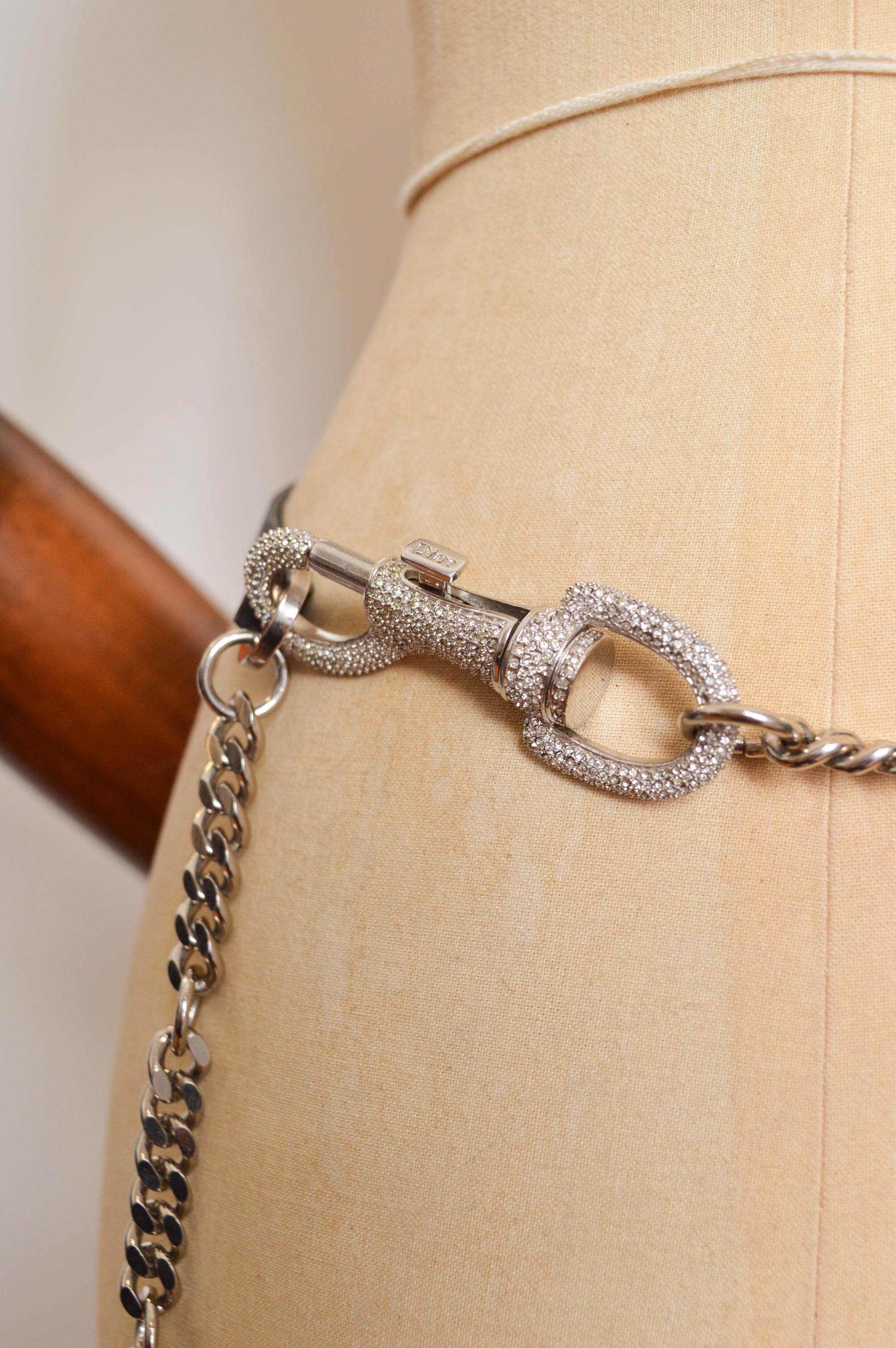 2000er Christian Dior John Galliano Strass Chrom Hundemarke Leder Taillengürtel im Angebot 4