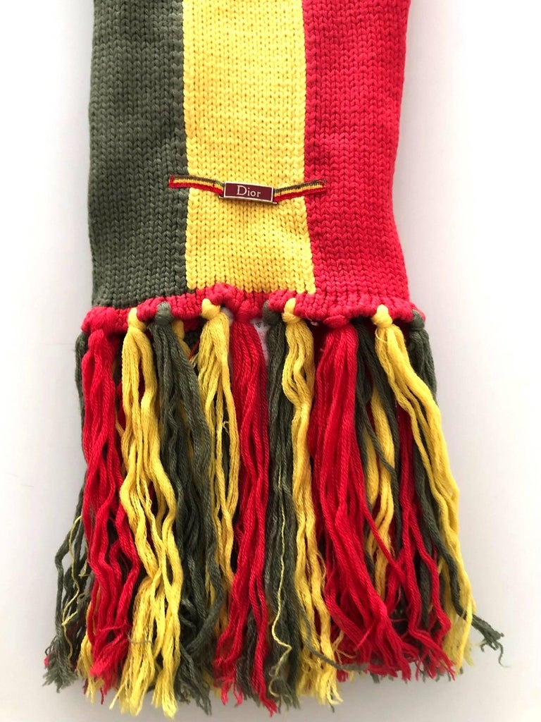 Écharpe à franges en laine mérinos avec logo Christian Dior Rasta  collection des années 2000 - En vente sur 1stDibs