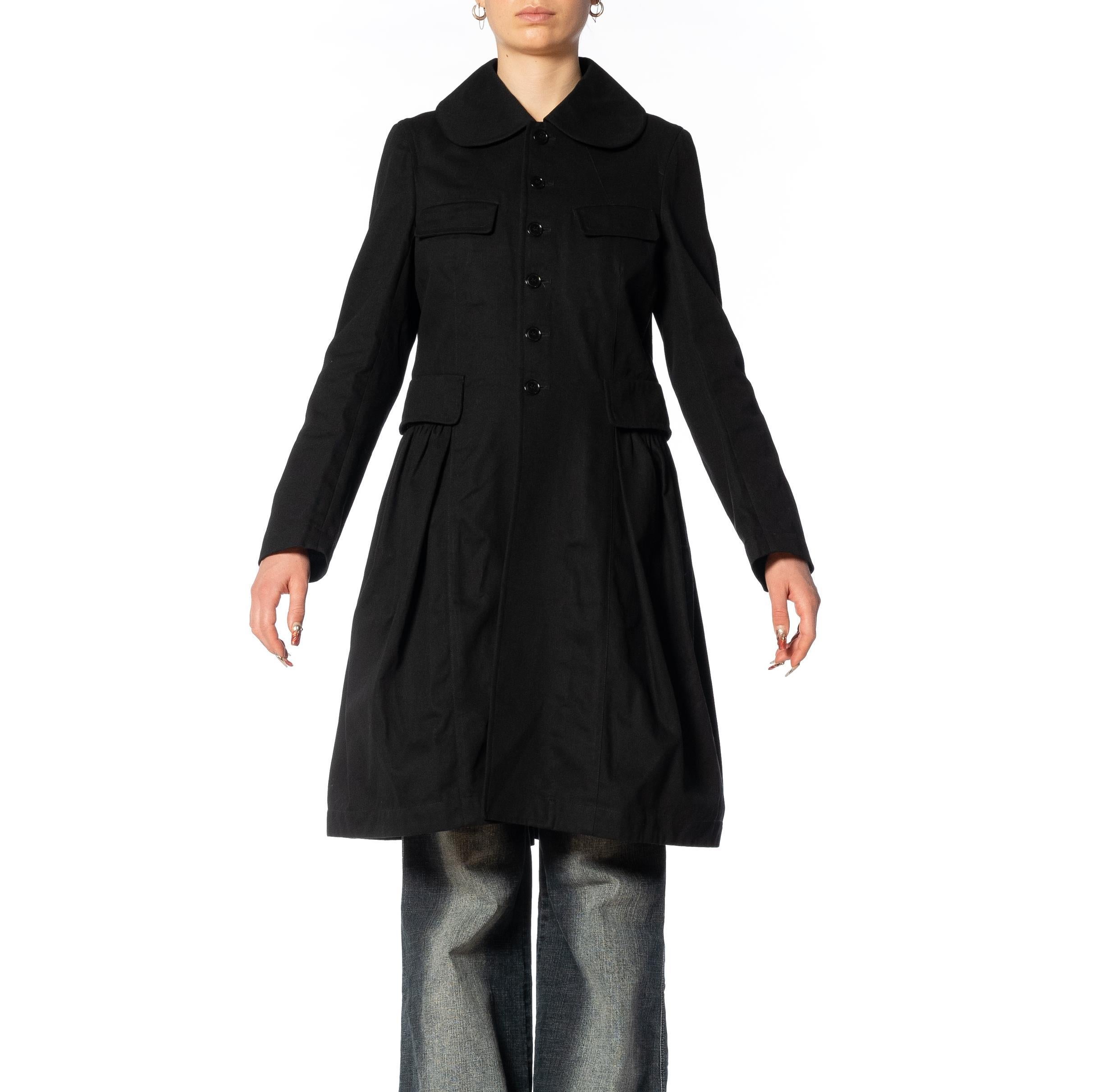 2000S COMME DES GARCONS Black Cotton Baby-Doll Trench Coat In Excellent Condition For Sale In New York, NY