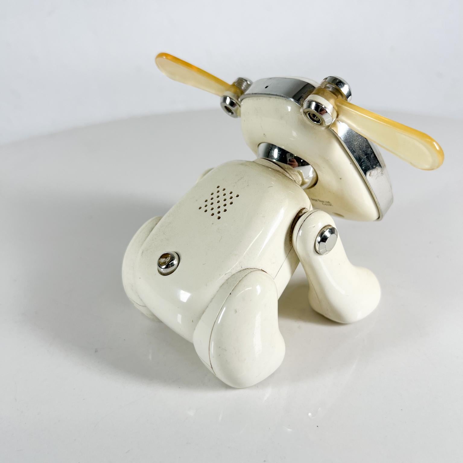 Cute speaker mini dog robot music loving canine
Mini audio robot
Battery operated
Measures: 3.5 tall x 4.25 deep x 5.5 wide
Review images provided.

