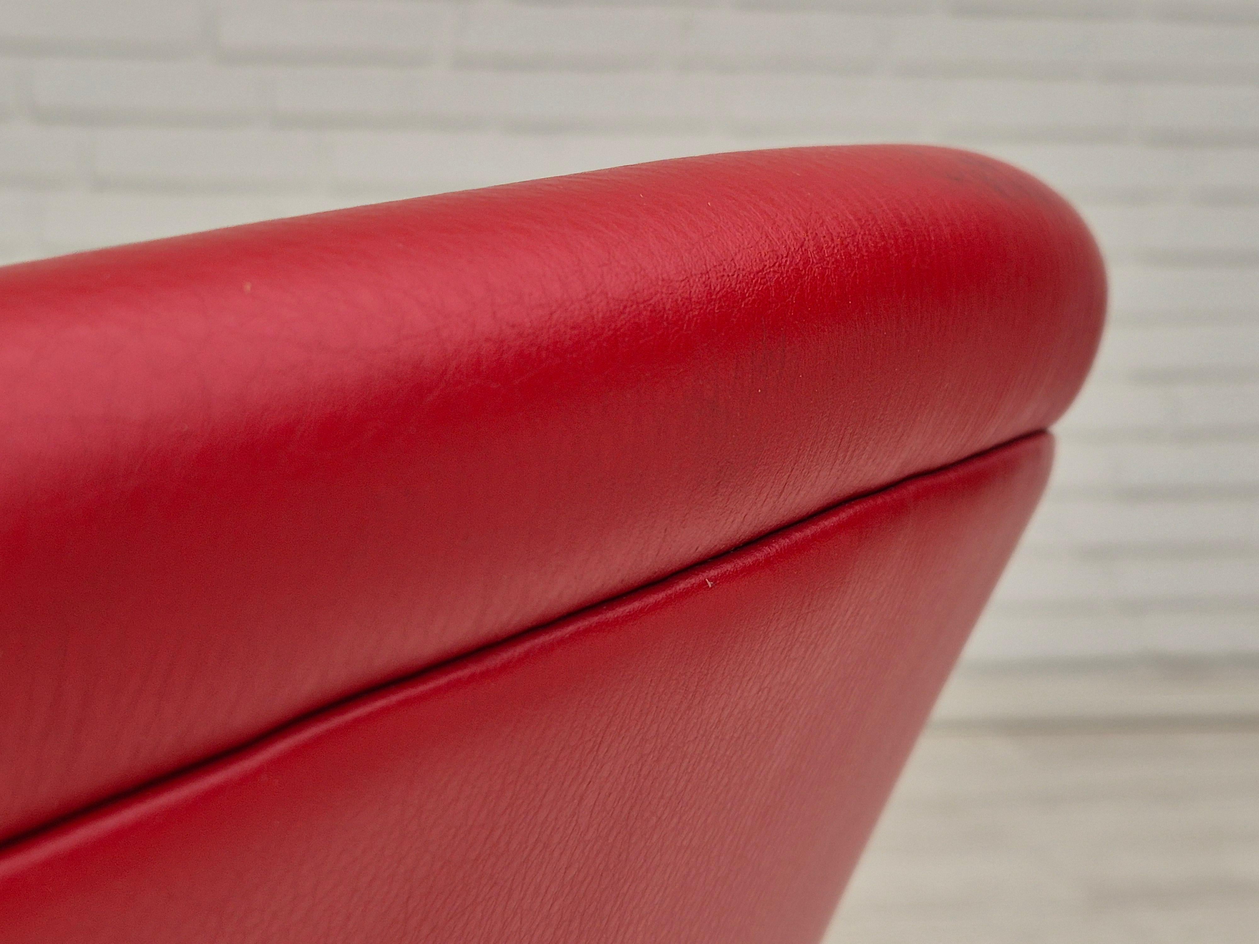 Années 2000, Design/One danois par Hee Welling pour Nielaus Møbler, paire de chaises longues. en vente 5