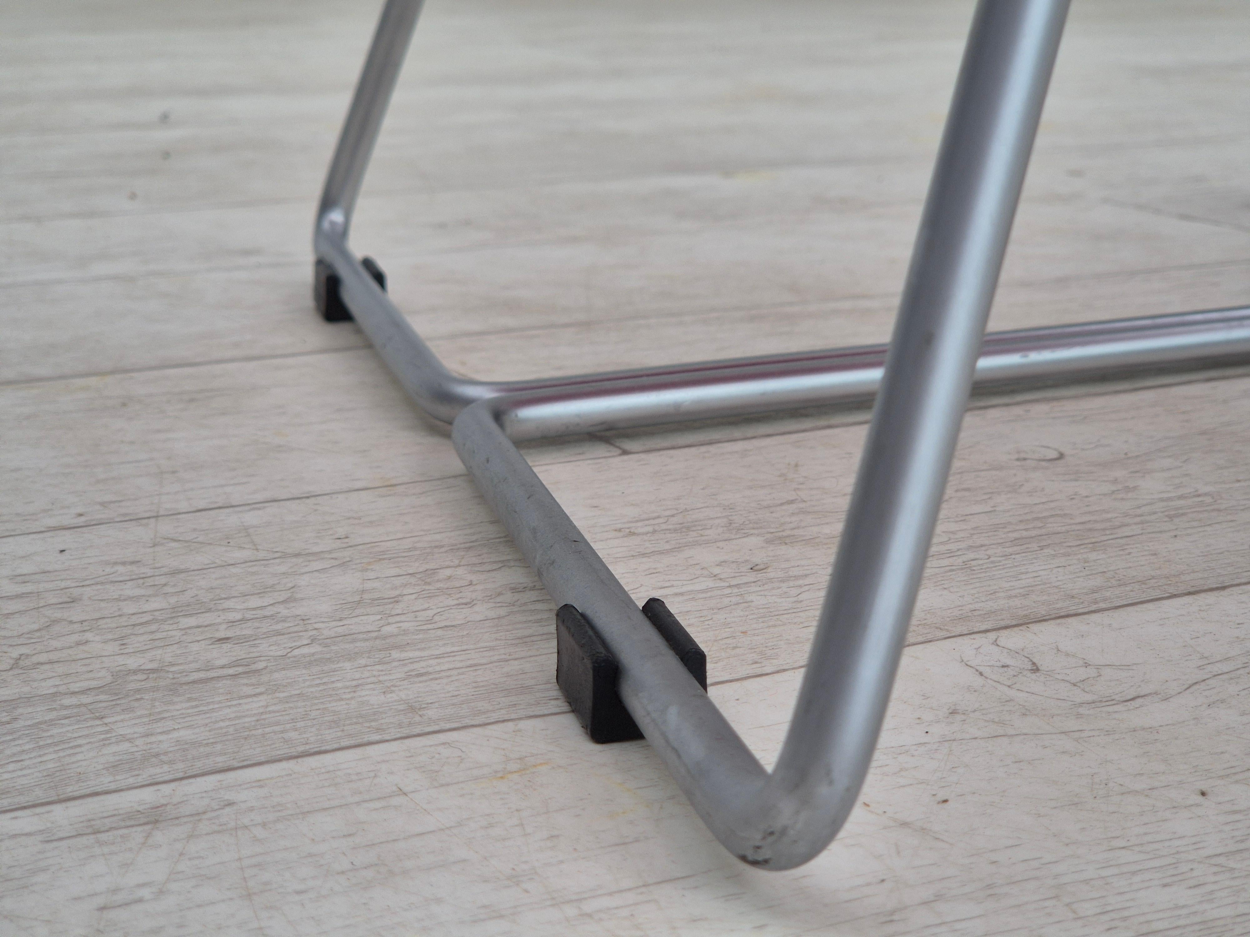 Années 2000, Design/One danois par Hee Welling pour Nielaus Møbler, paire de chaises longues. en vente 11