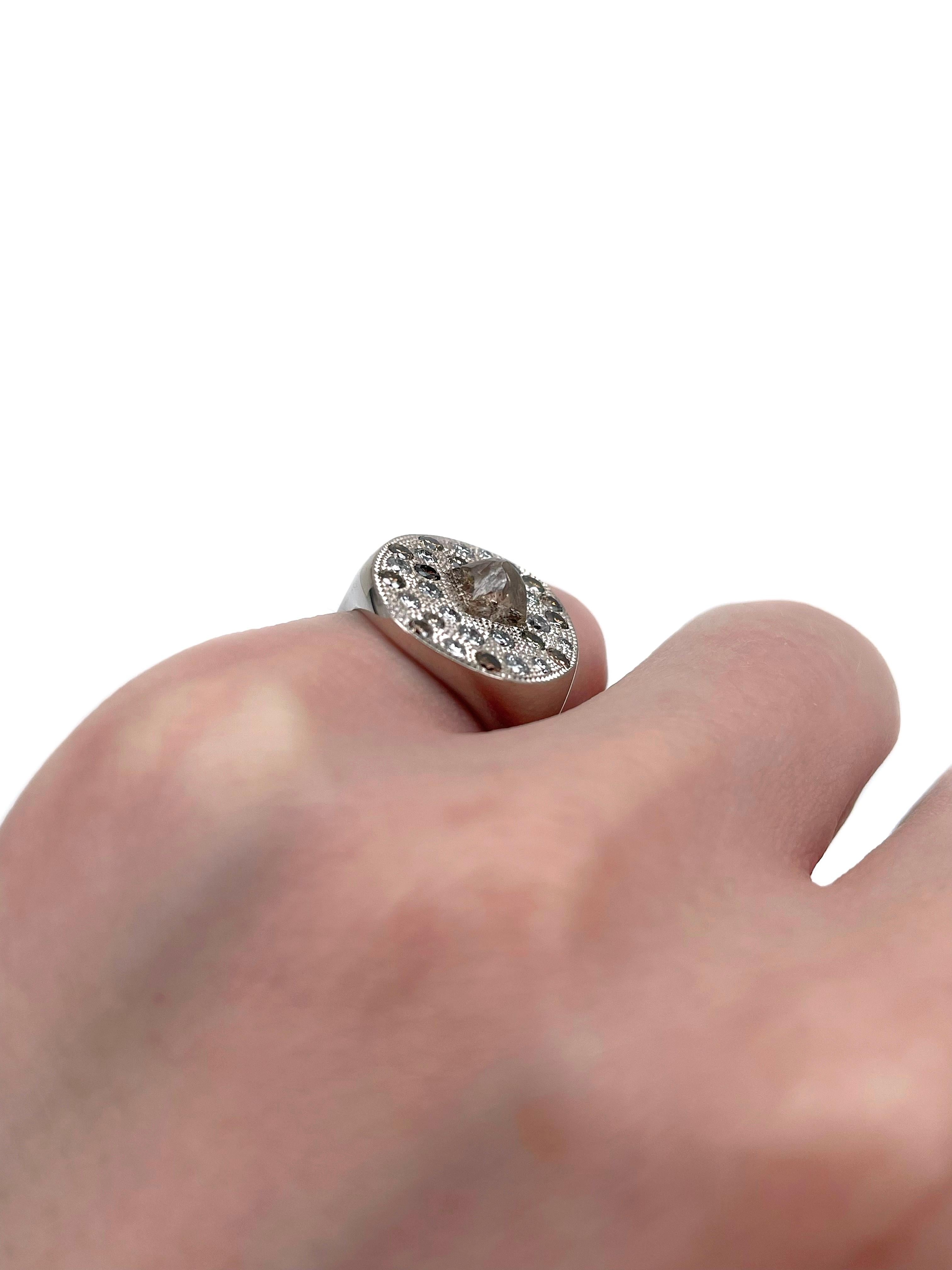 2000er Jahre De Beers Talisman Cocktail-Ring aus 18 Karat Gold mit Rohdiamant (Moderne)