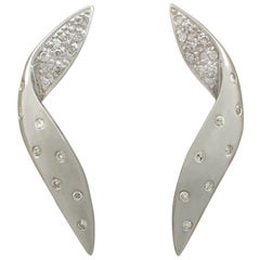 2000s Diamond and White Gold Drop Earrings