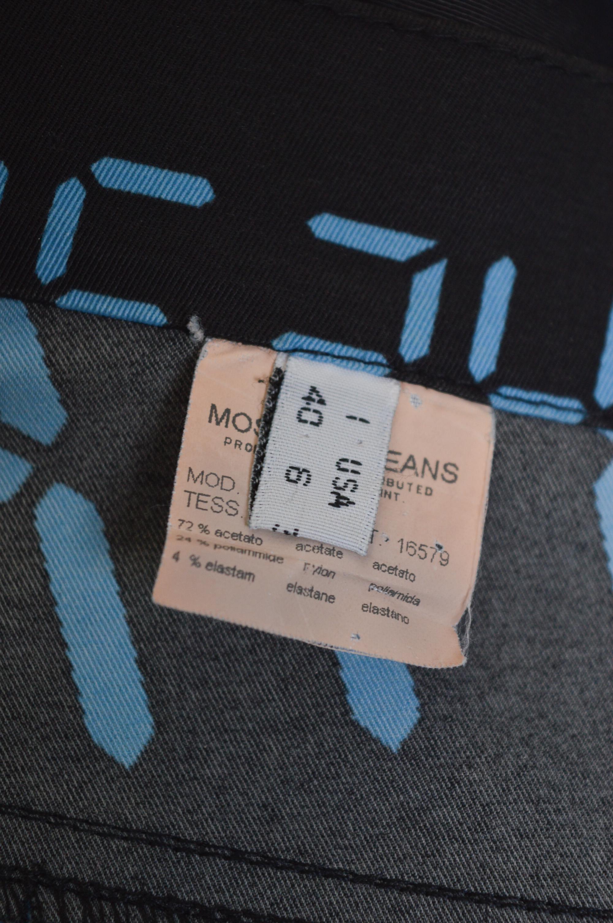 2000s Digital pattern Moschino stretchy Nylon Black Blue ankle grazer Pants For Sale 7