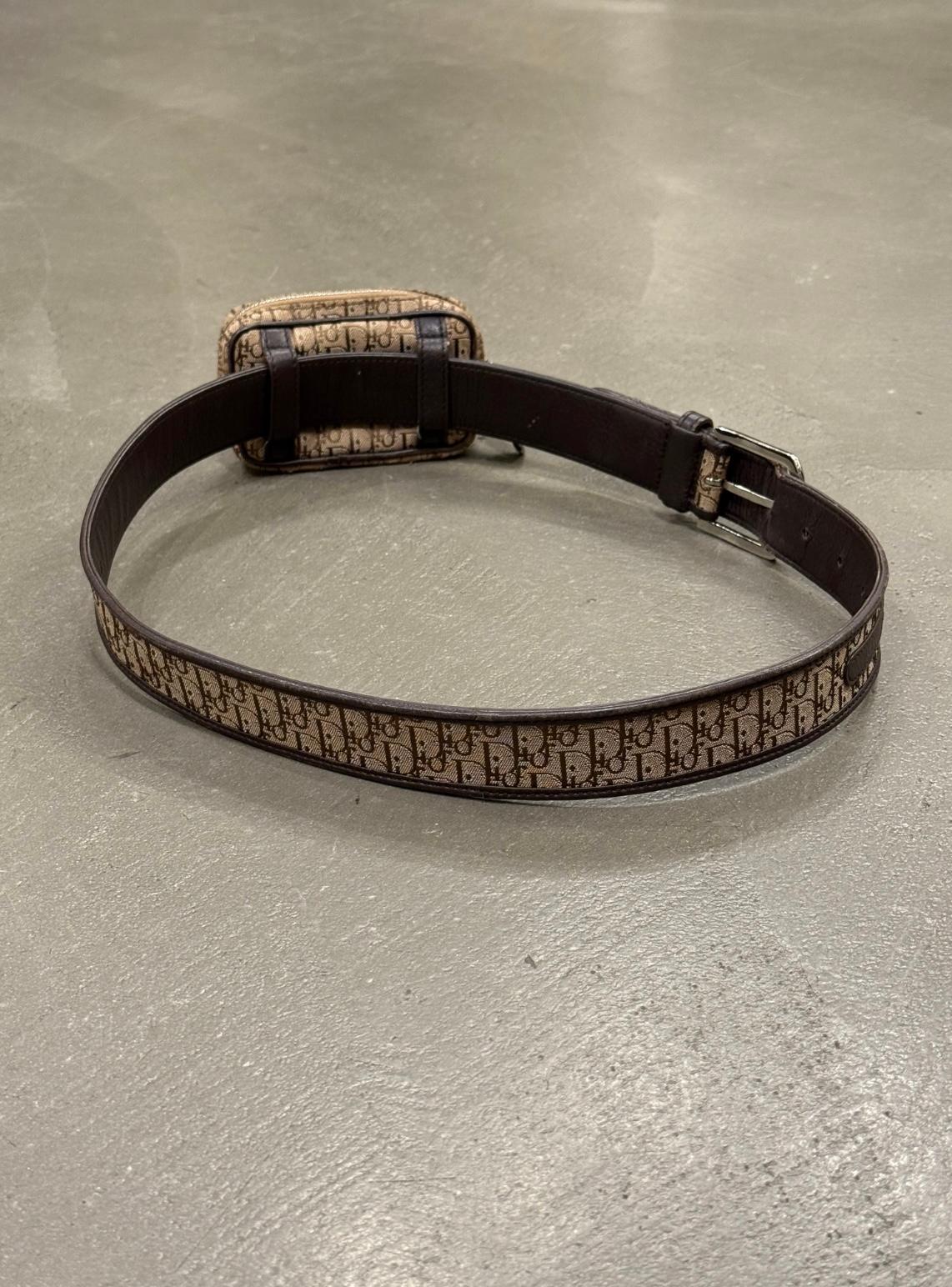 2000er Dior by Galliano Monogramm Gürteltasche im Angebot 1