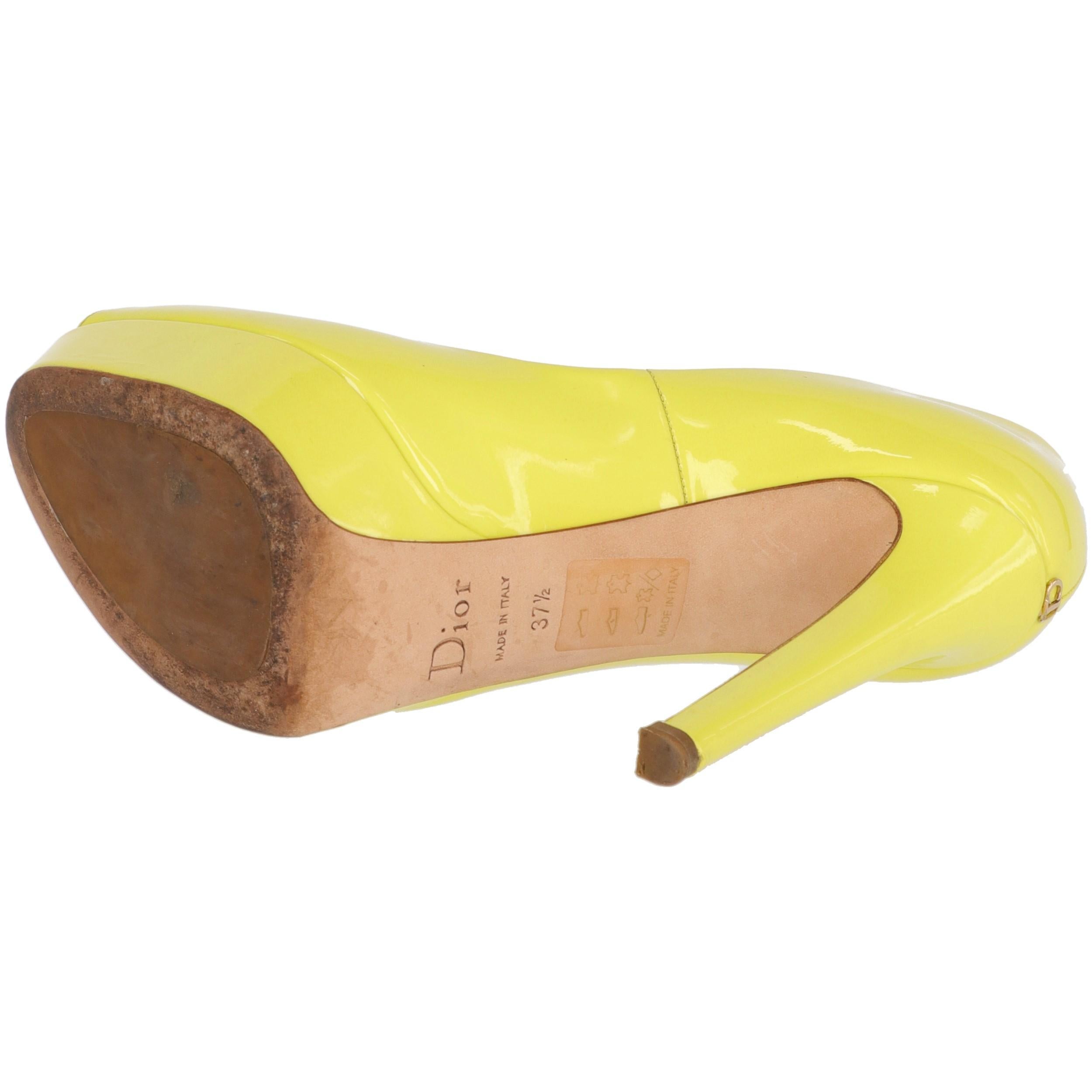 Women's 2000s Dior Yellow Lemon Patent Leather Heels Shoes