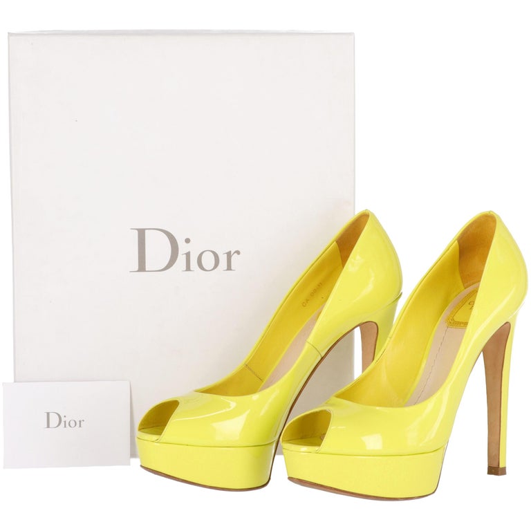 2000s Dior Yellow Lemon Patent Leather Heels Shoes For