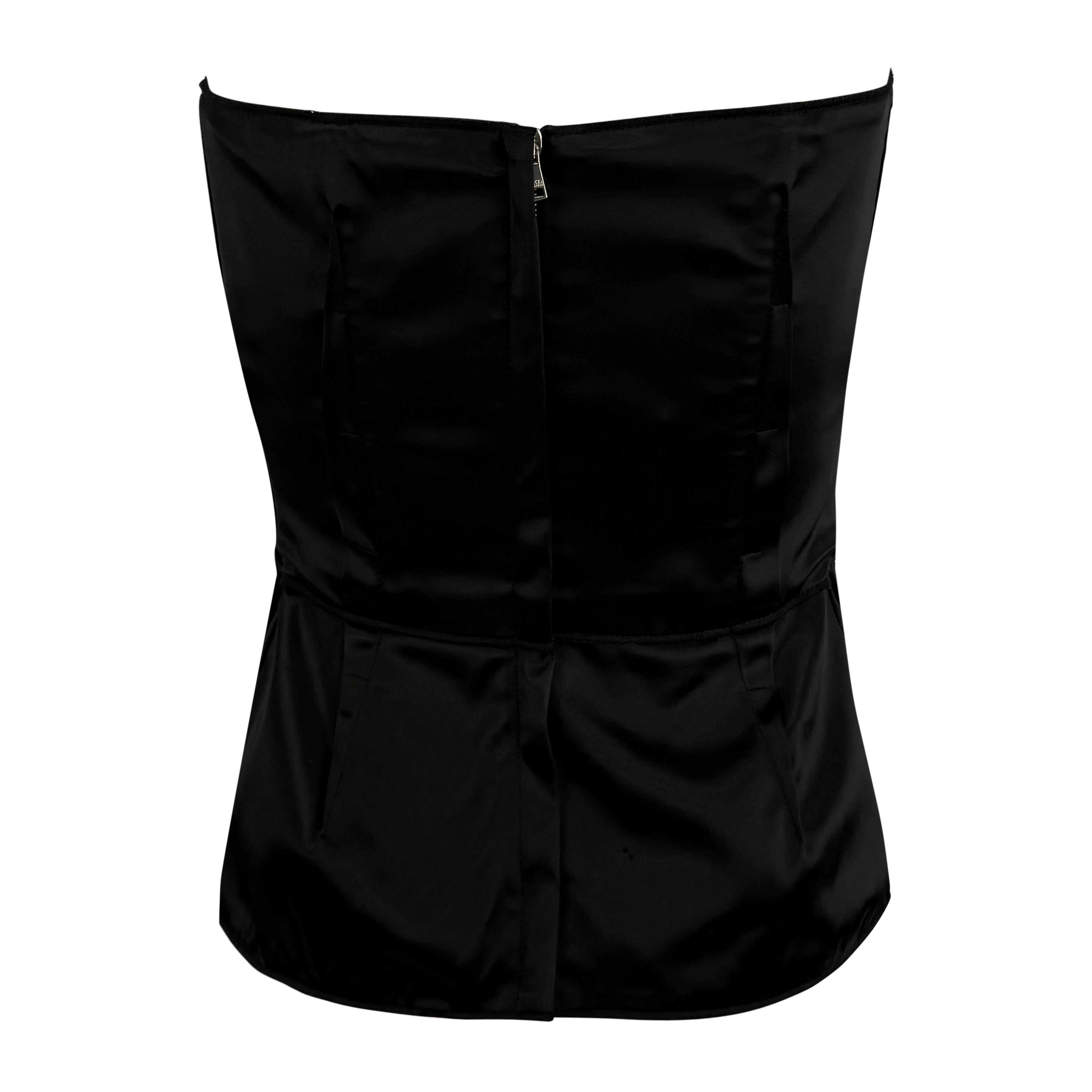 2000s Dolce & Gabbana Noir Satin Strapless Corset Boned Bustier Top Pour femmes en vente