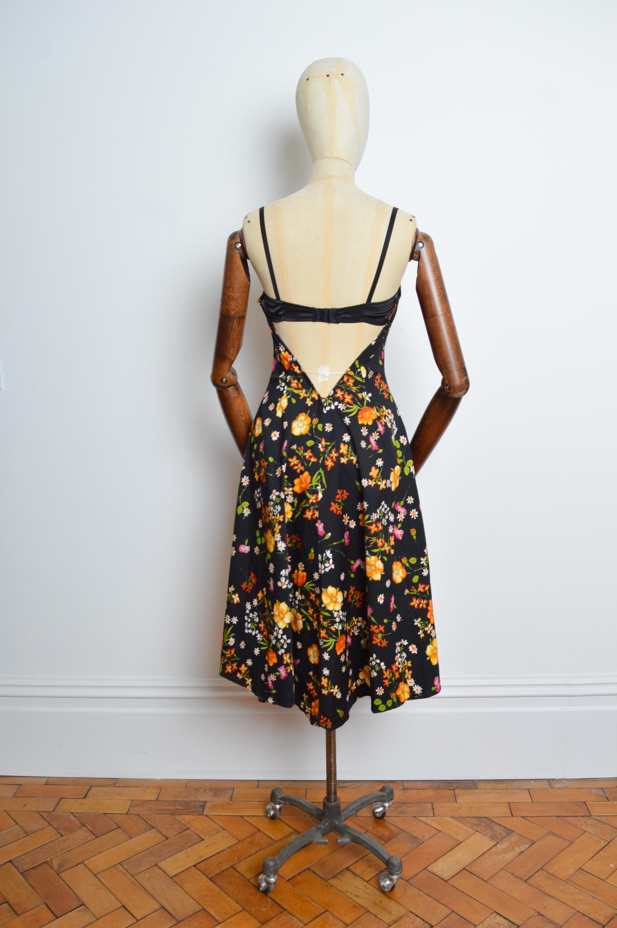 2000s Dolce & Gabbana Black strappy bustier dress with orange flowers print For Sale 3