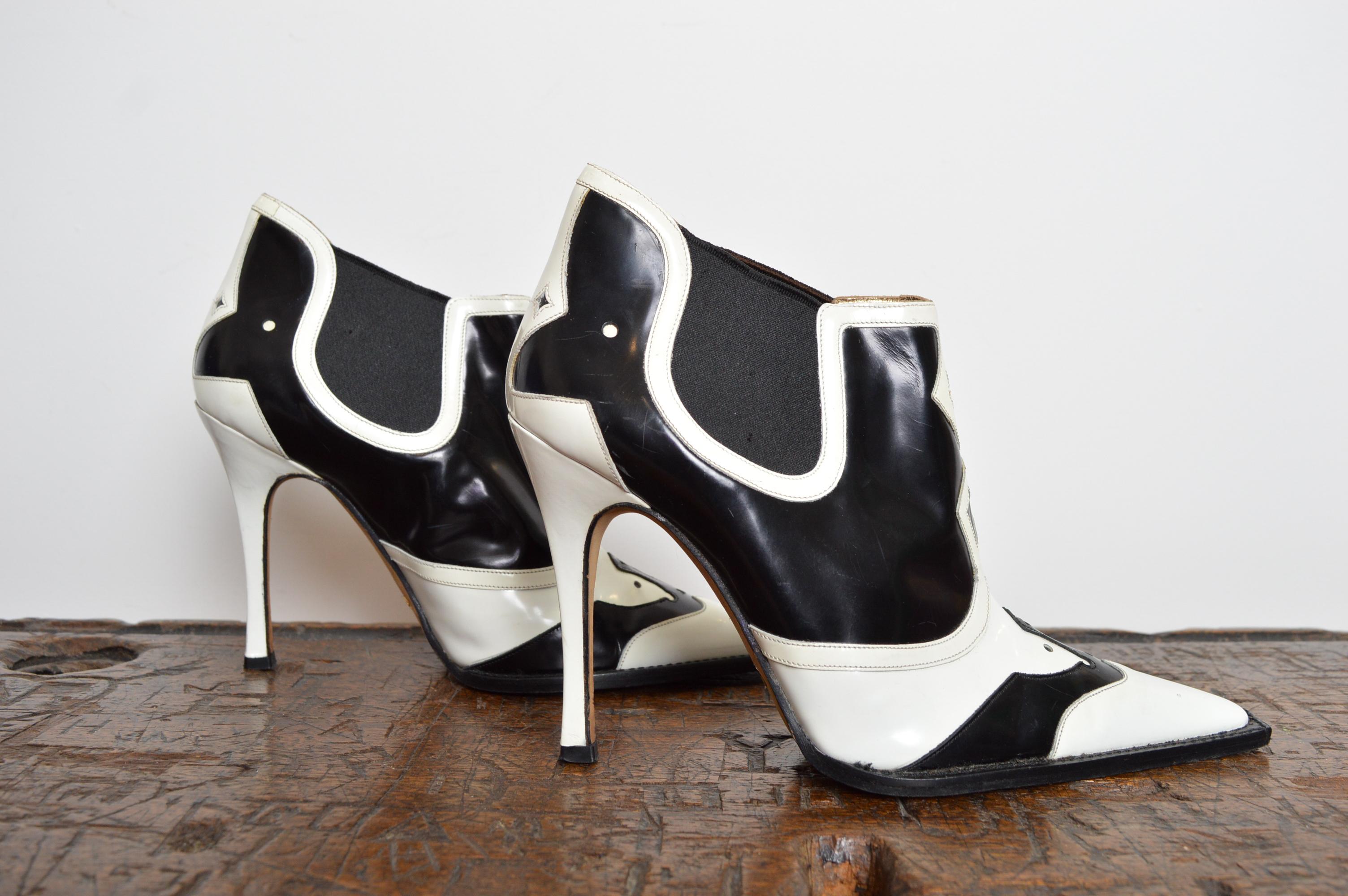 2000’s Dolce & Gabbana Black White High Heel Western Cowboy Ankle Boots - Heels in vendita 6