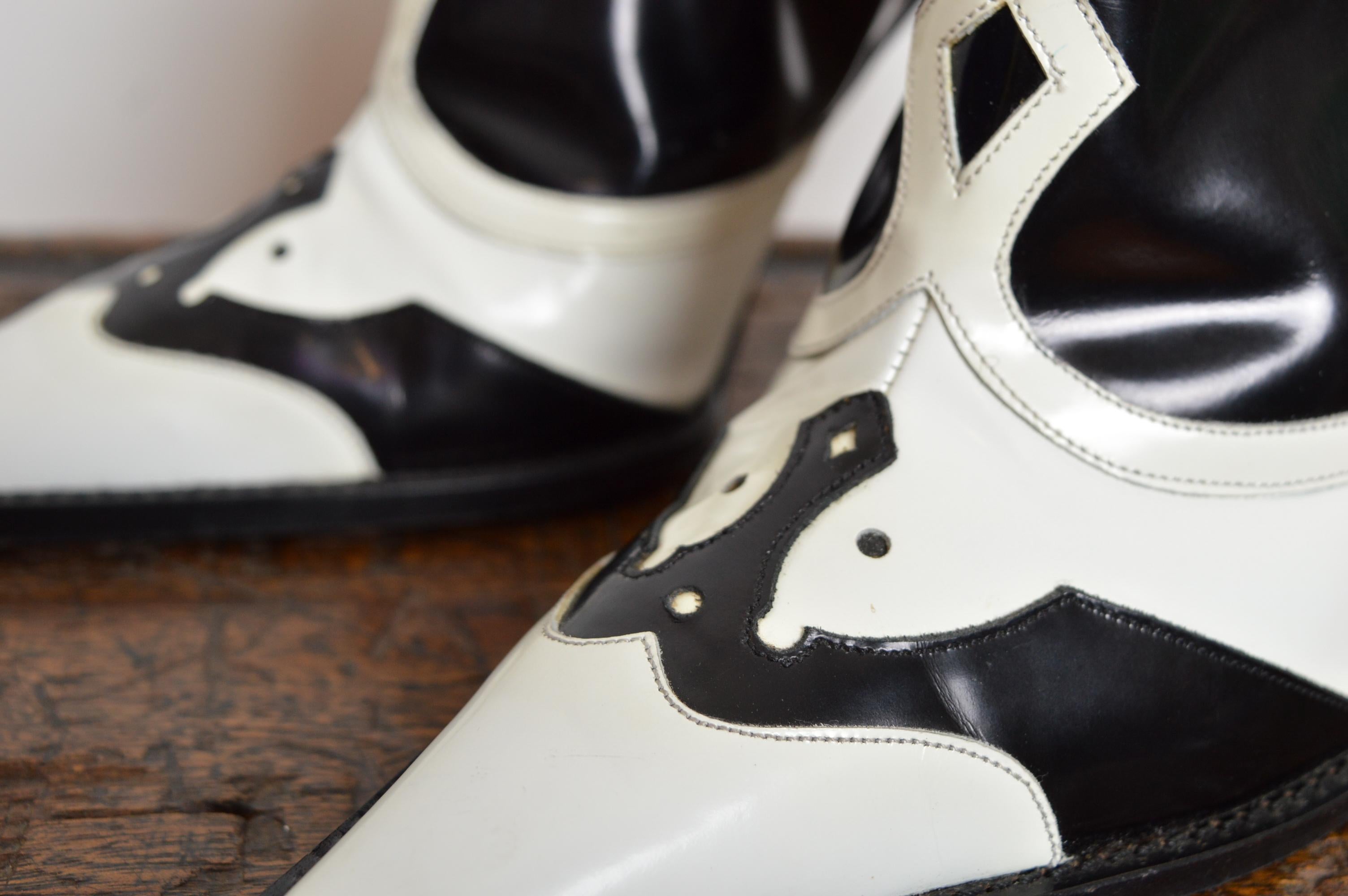 2000’s Dolce & Gabbana Black White High Heel Western Cowboy Ankle Boots - Heels in vendita 3