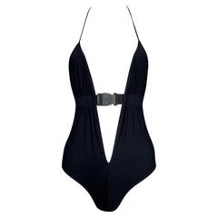 2000's Dolce & Gabbana Bond Girl Maillot de bain noir à ceinture plongeante