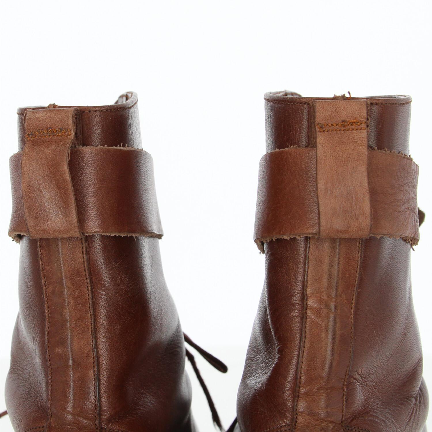 2000s Dolce & Gabbana Brown Leather Lace-up Boots 4