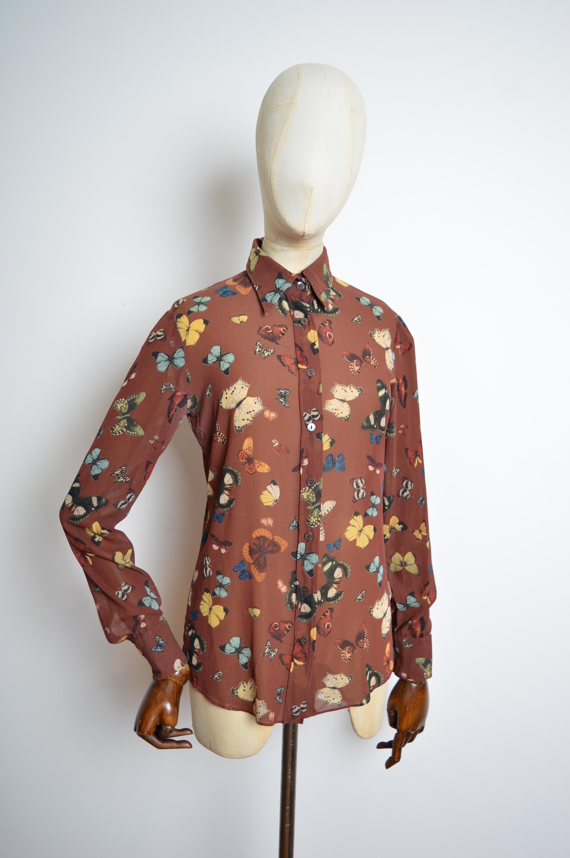 Dolce & Gabbana, camicia in chiffon di seta marrone con stampa a farfalla degli anni 2000 in vendita 4