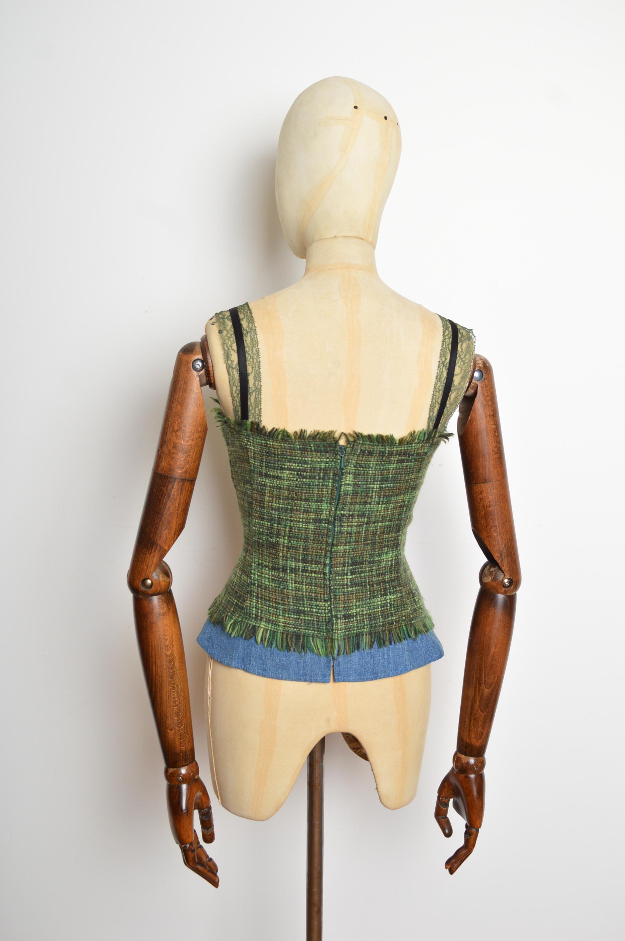 Dolce & Gabbana anni 2000: bustier a corsetto in pizzo e tweed verde con corpetto in denim in vendita 3