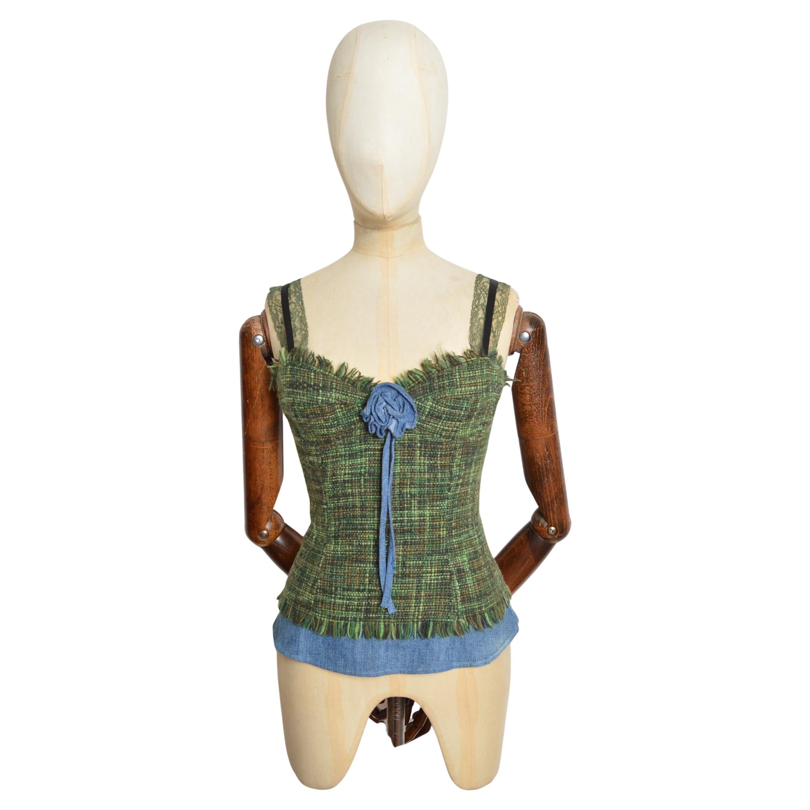 Dolce & Gabbana anni 2000: bustier a corsetto in pizzo e tweed verde con corpetto in denim in vendita