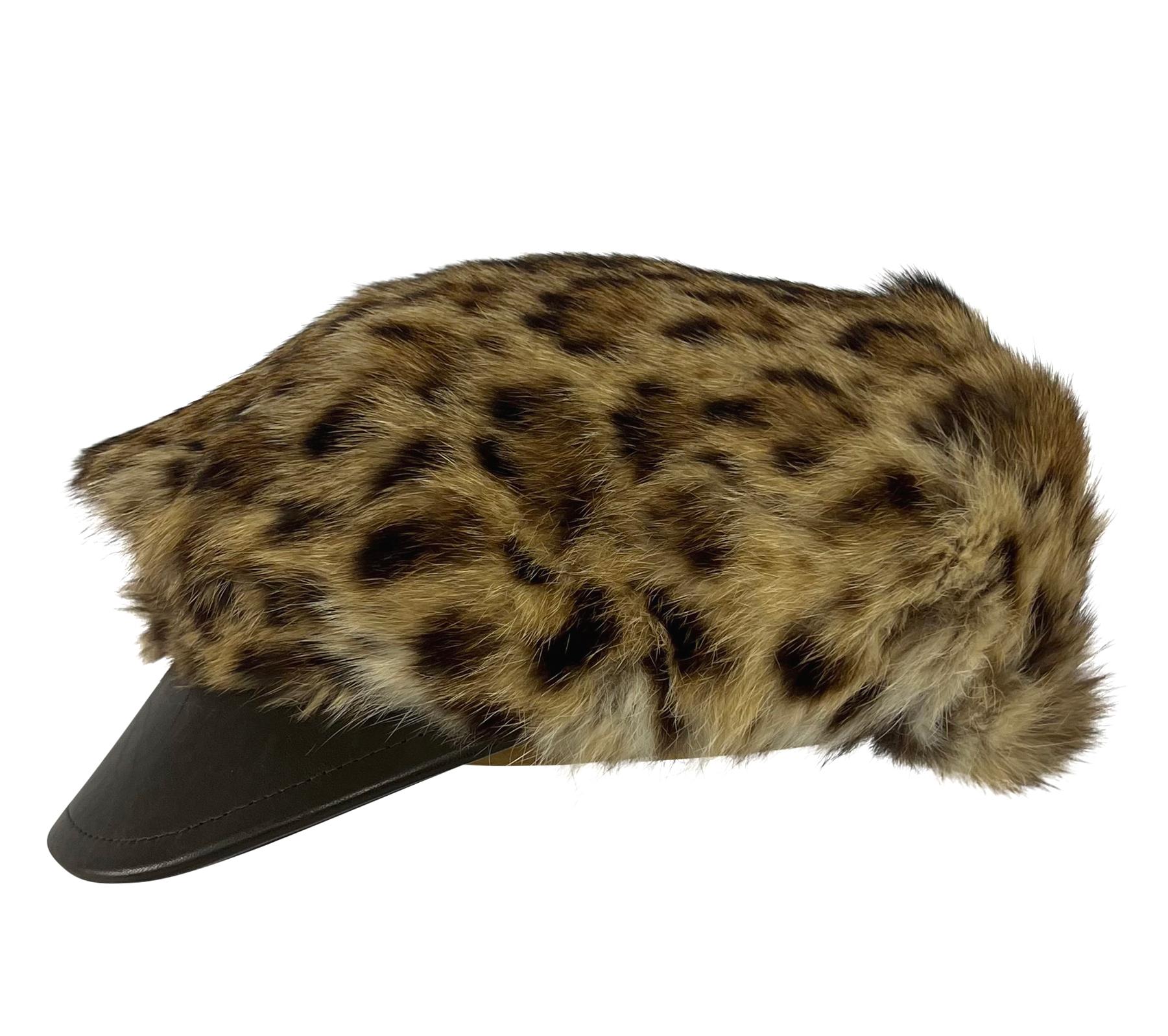 Nero Cappello anni 2000 Dolce & Gabbana con tesa in pelle e pelliccia naturale in vendita