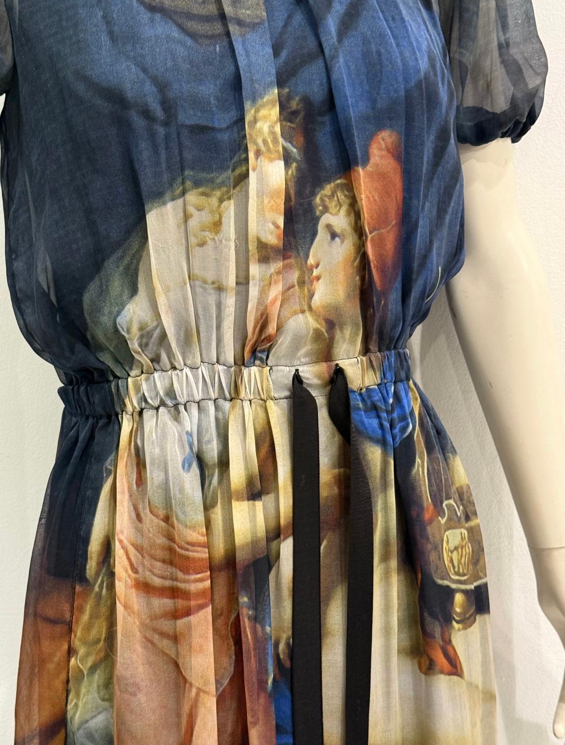 2000s Dolce & Gabbana París y Helen amor pintura vestido en Bueno estado para la venta en Milano, Lombardia