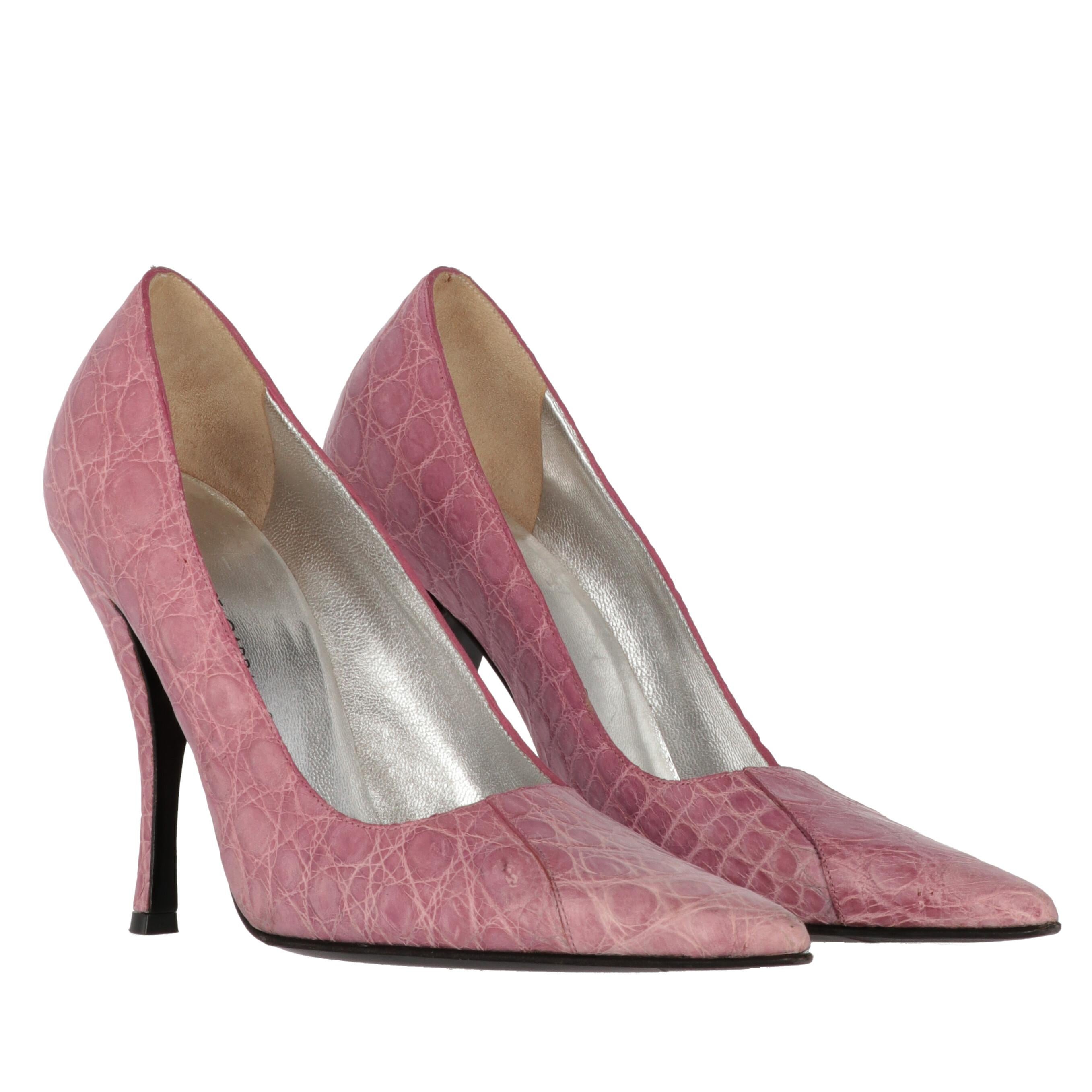 2000s Dolce & Gabbana Pink Leather Pumps In Good Condition In Lugo (RA), IT