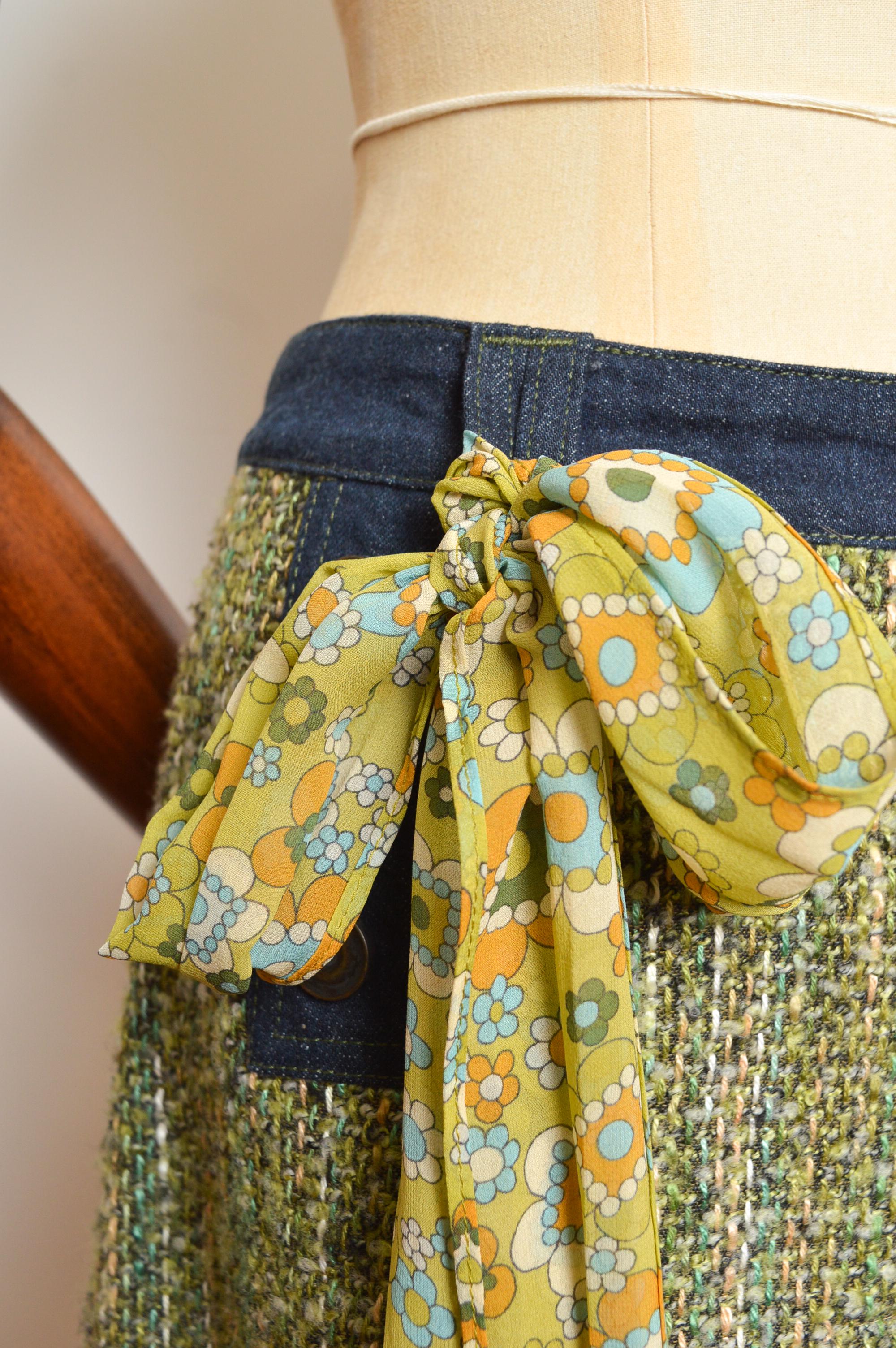 Minifalda plisada de tiro bajo Dolce & Gabbana Y2K Denim y tweed verde de 2000 en venta 5