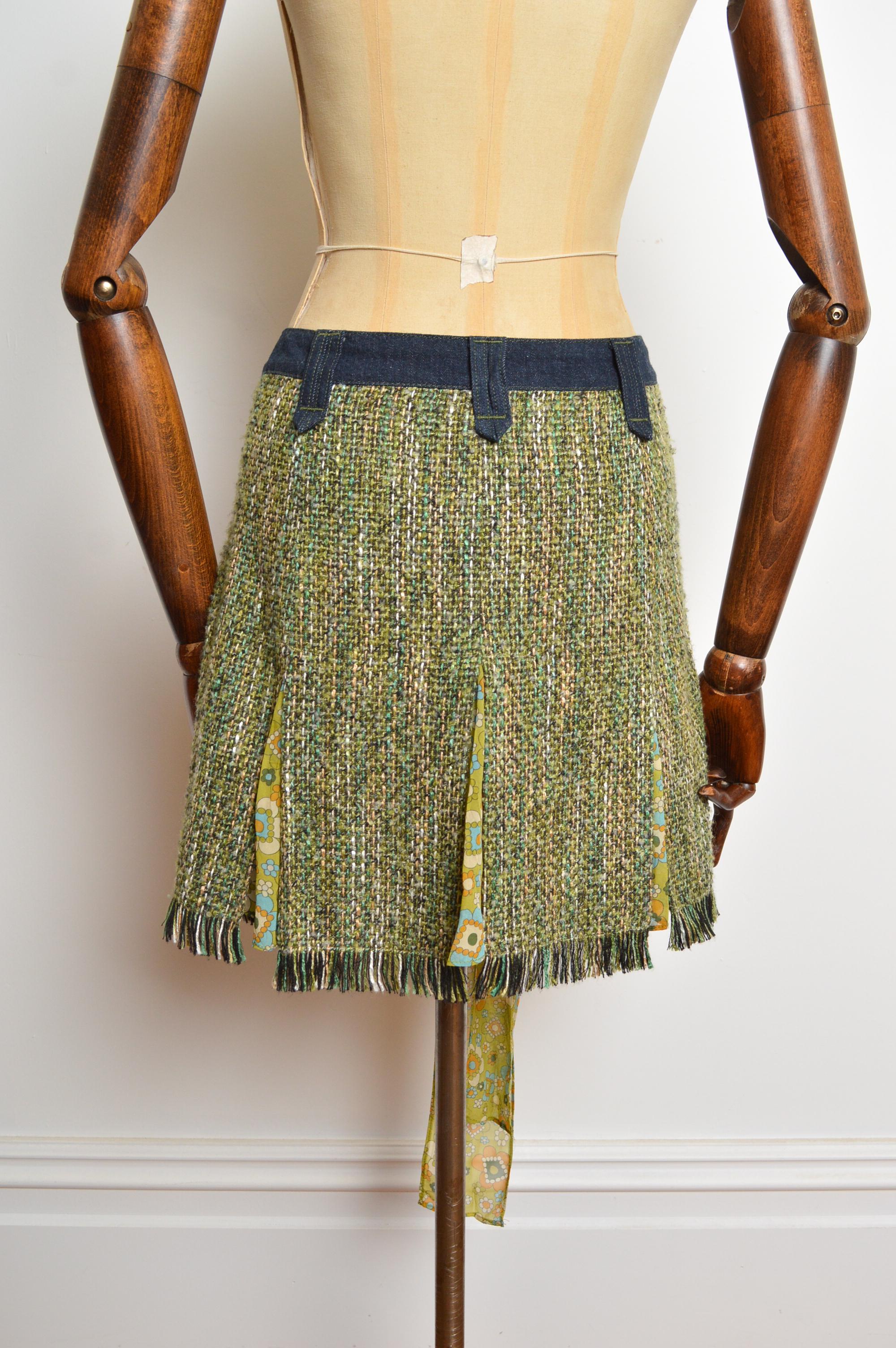 Minifalda plisada de tiro bajo Dolce & Gabbana Y2K Denim y tweed verde de 2000 en venta 8
