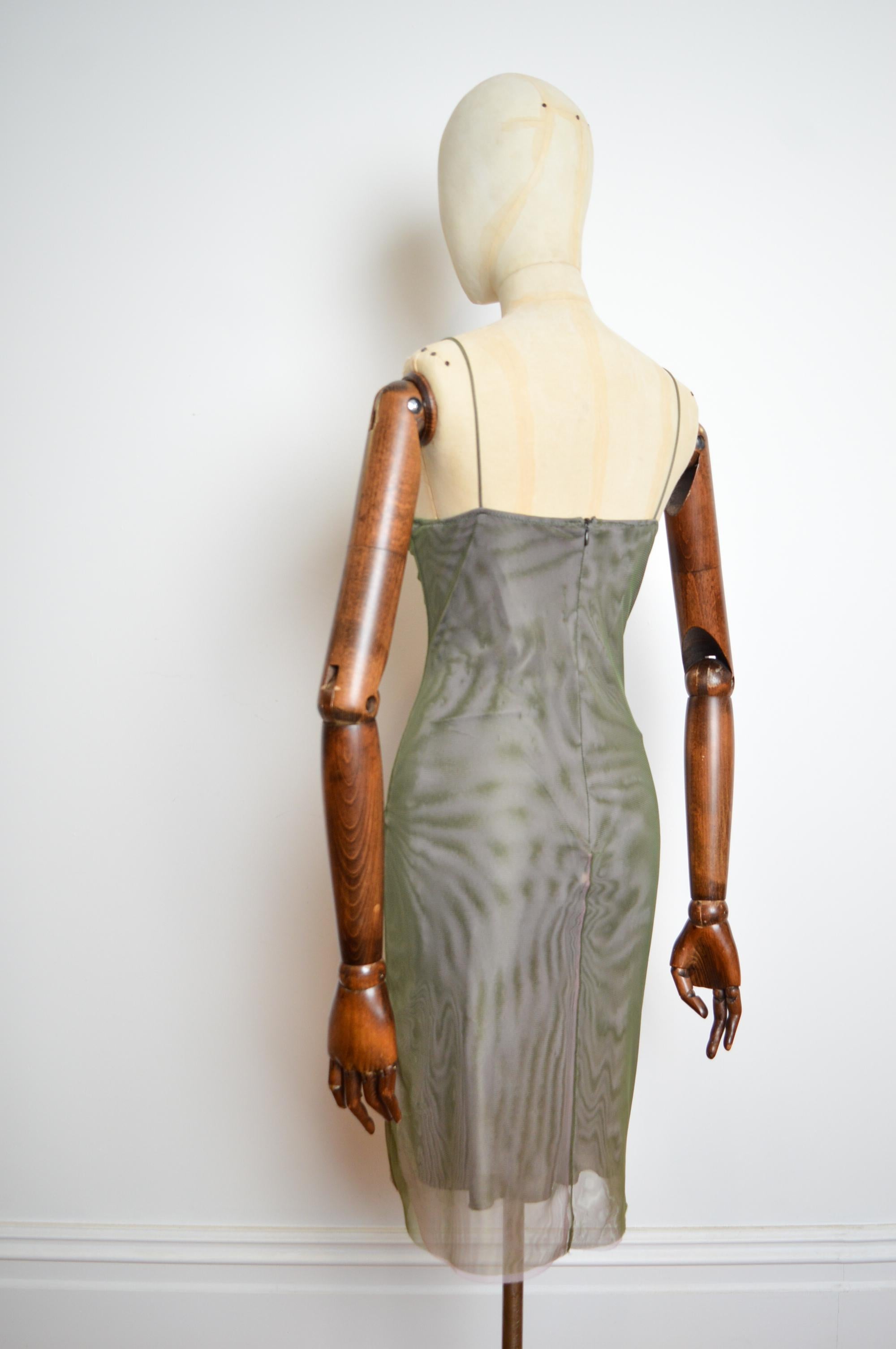2000s Donatella Versace Vestido de cóctel corsé bustier de malla etérea verde rosa en venta 1