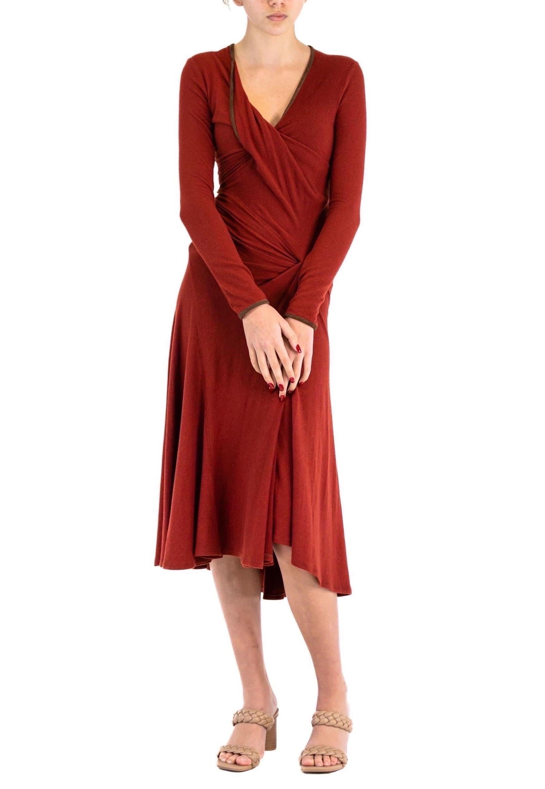 2000S DONNA KARAN Rust Red Wool Blend Jersey Dress With Lambskin Suede Trim For Sale 3