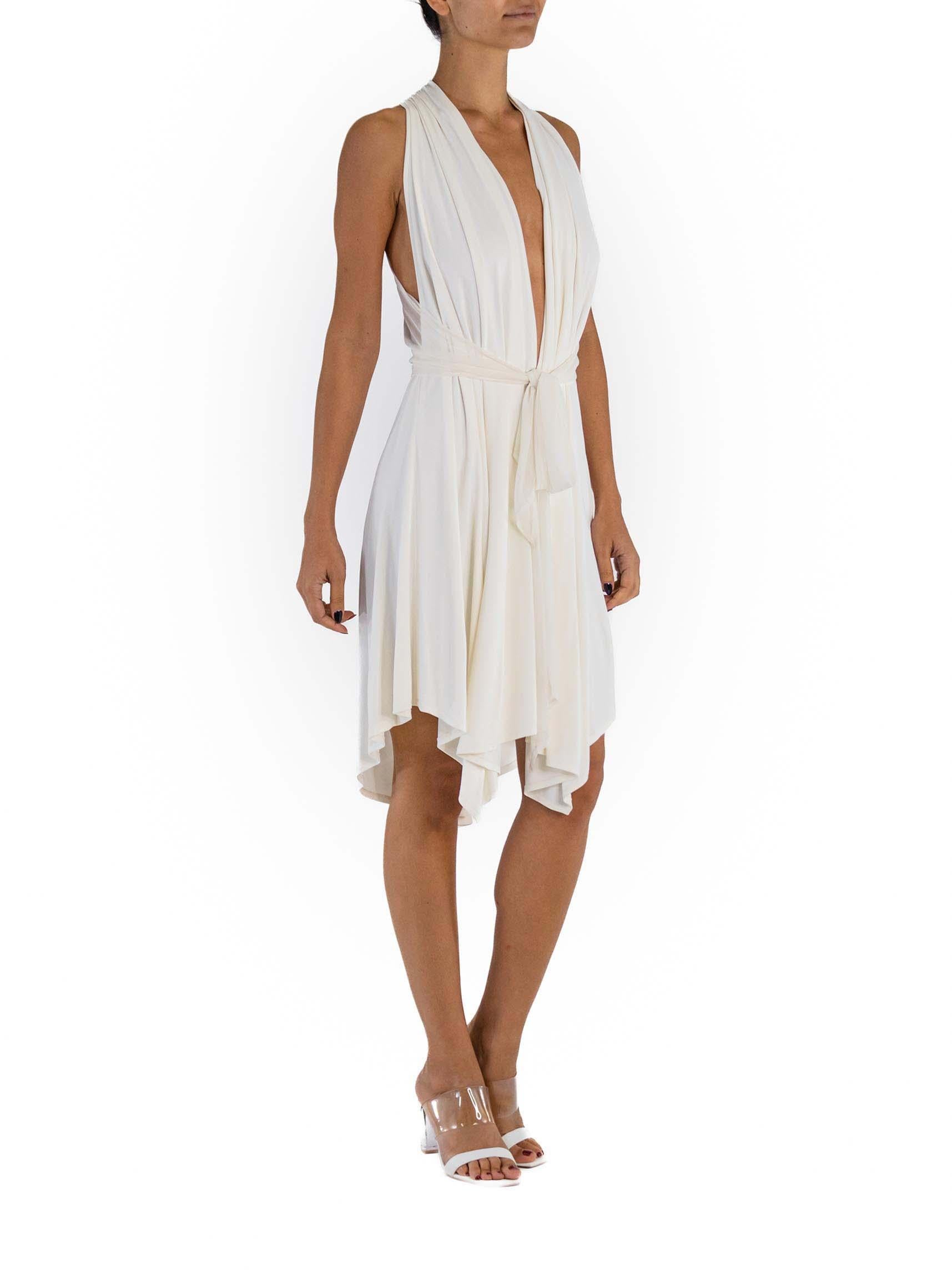 Women's 2000S Doo Ri White Rayon Blend Knit Deep V Wide Cut Dress For Sale