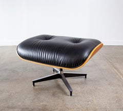 2000s Eames 671 Ottoman for Herman Miller Noyer et cuir noir