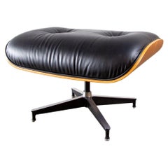 2000s Eames 671 Ottoman for Herman Miller Noyer et cuir noir