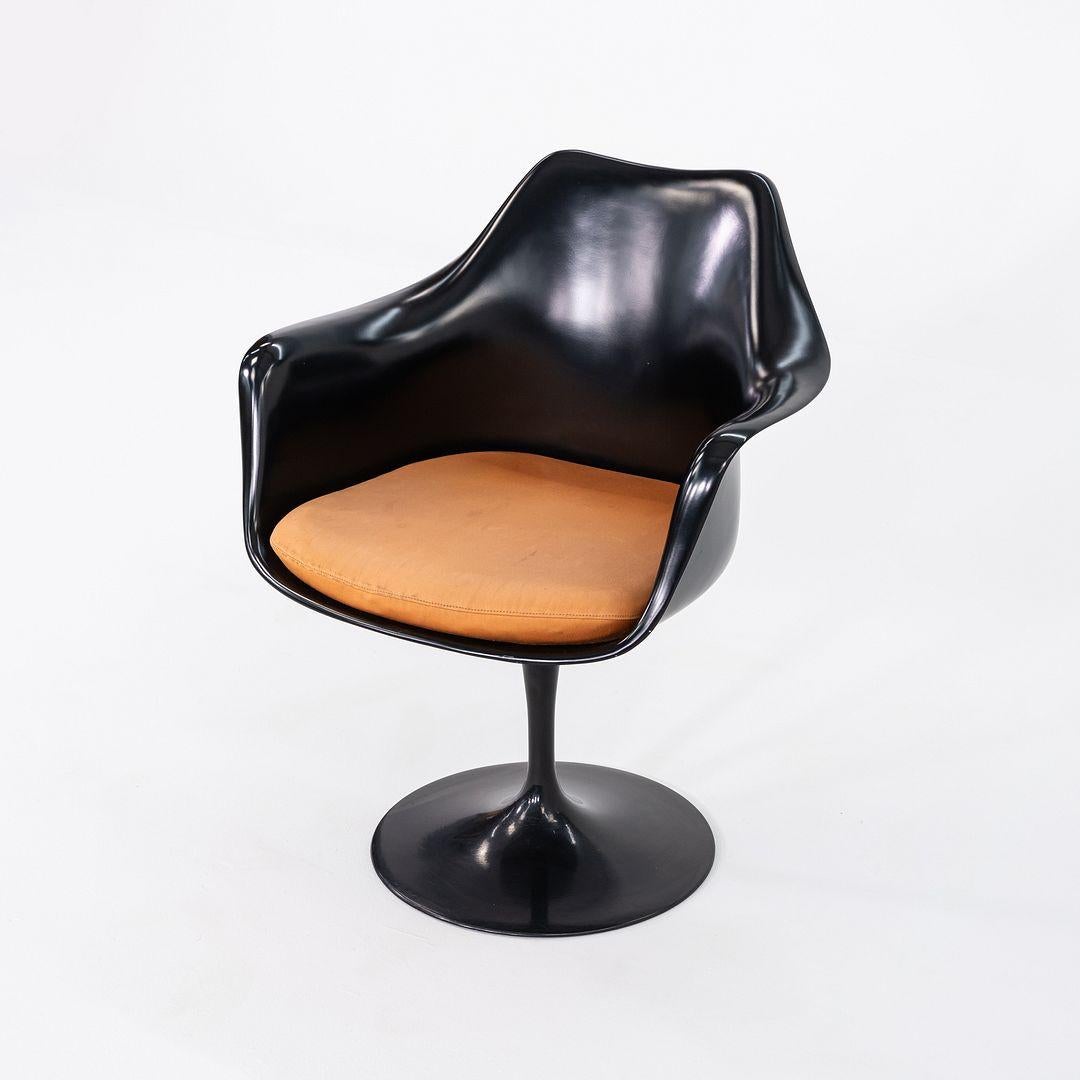 2000er Eero Saarinen für Knoll Tulip Dining Arm Chair in Schwarz im Angebot 2