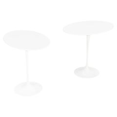 2000er Eero Saarinen für Knoll Tulip End Table mit ovalen Laminatplatten