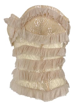 2000s Emanuel Ungaro Encaje transparente Corsé deshuesado Top de volantes sin tirantes beige
