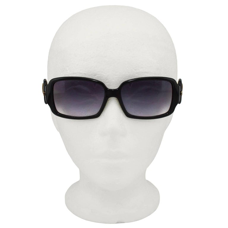 Fendi buckle Black and White Women\'s Sunglasses Fendi FE40009I XXS (36 - 16) with Grey lenses and Black  main image 4
