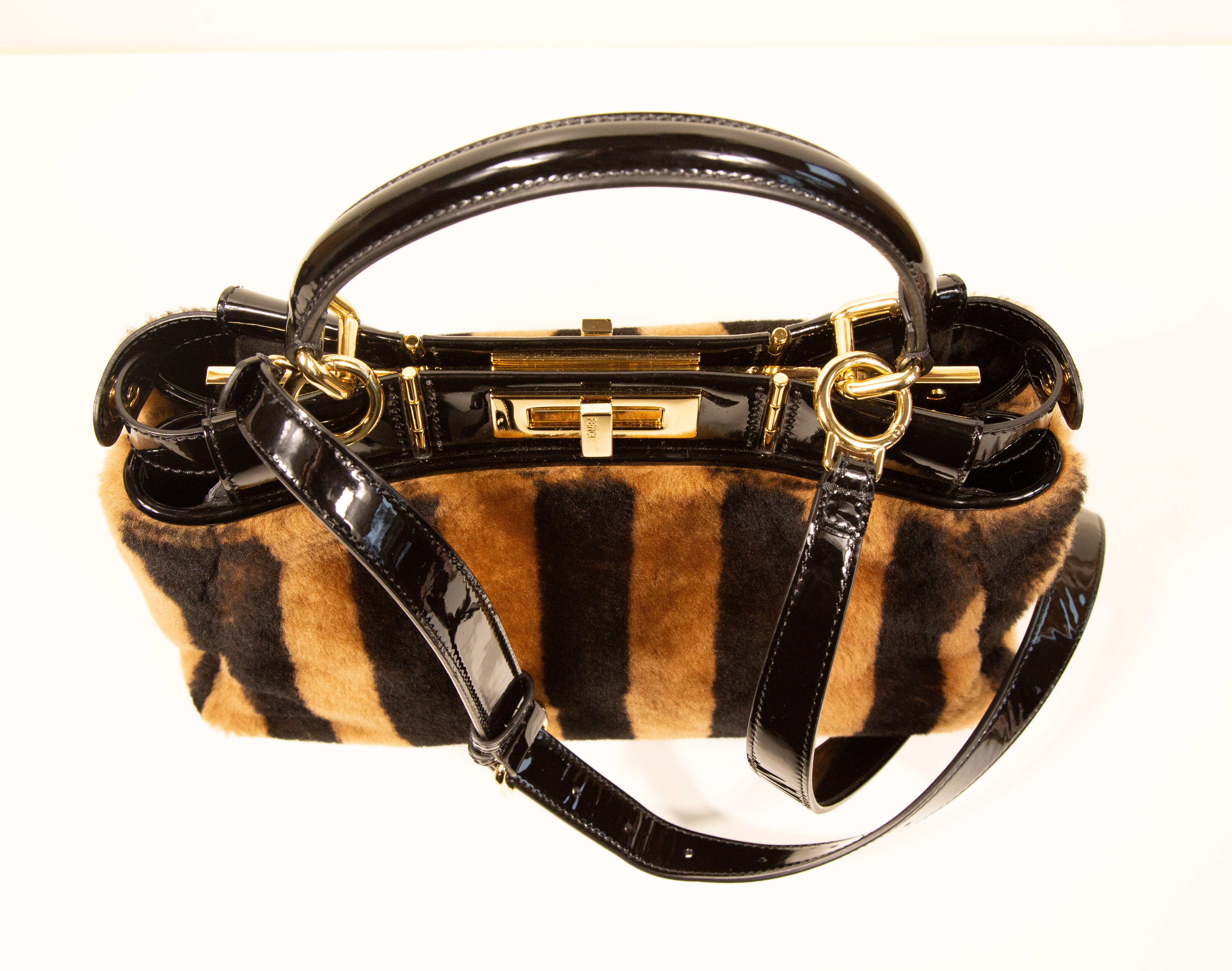 2000s Fendi Peekaboo Shearling Pequin Tobacco Black 2 Way Bag For Sale 5
