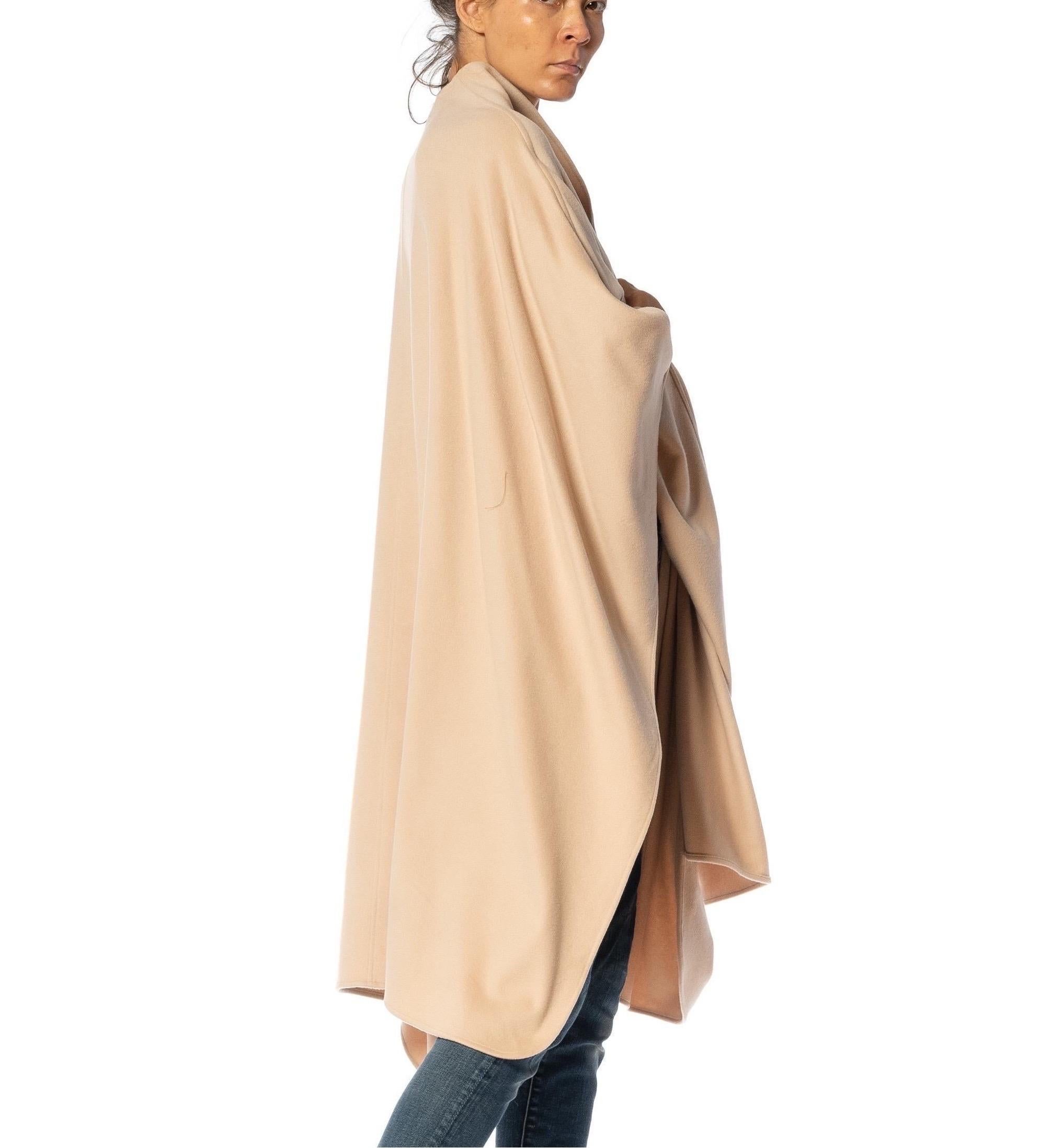 2000S GENNY Beige Cashmere Shawl For Sale 2