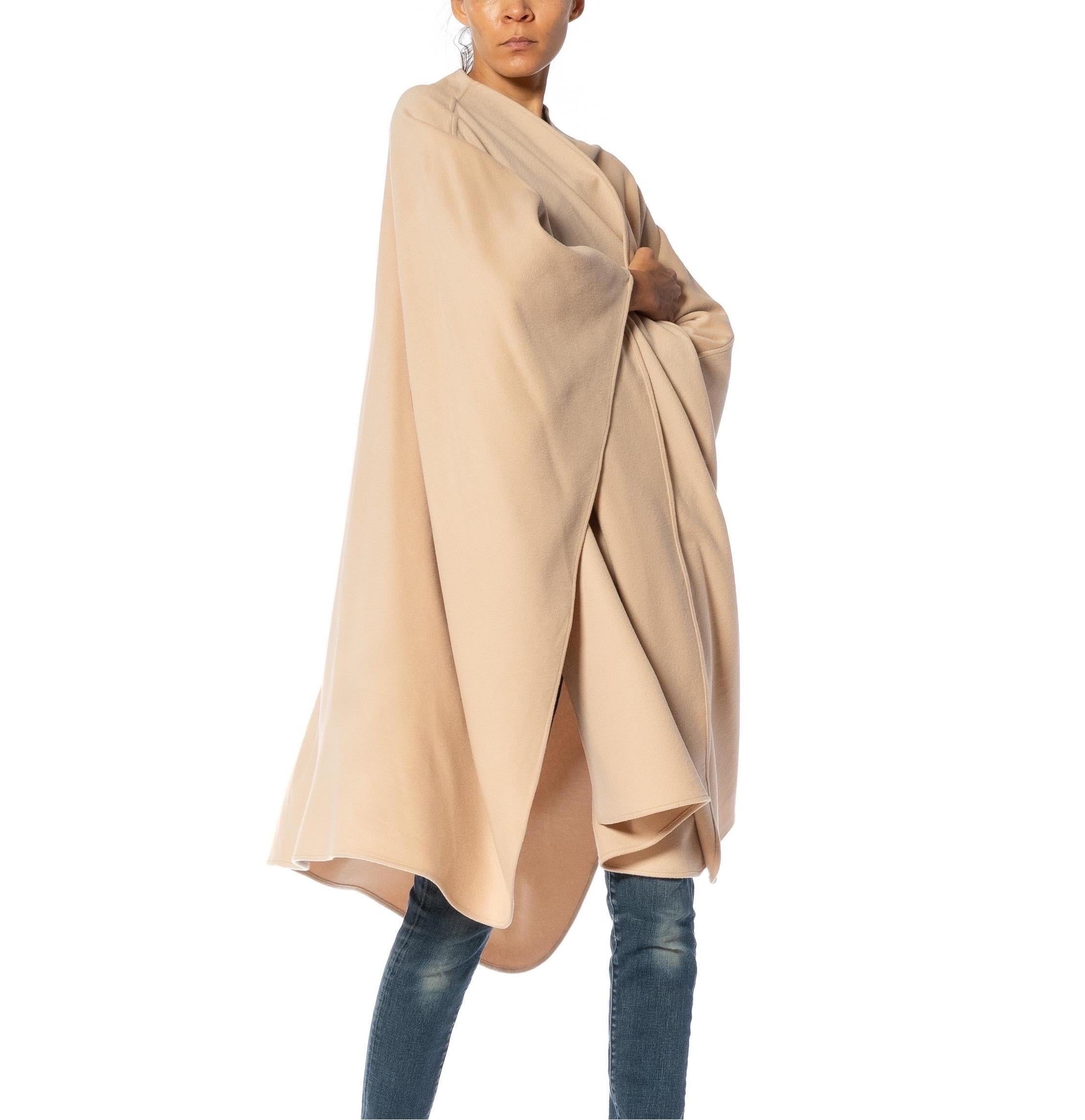 2000S GENNY Beige Cashmere Shawl For Sale 3