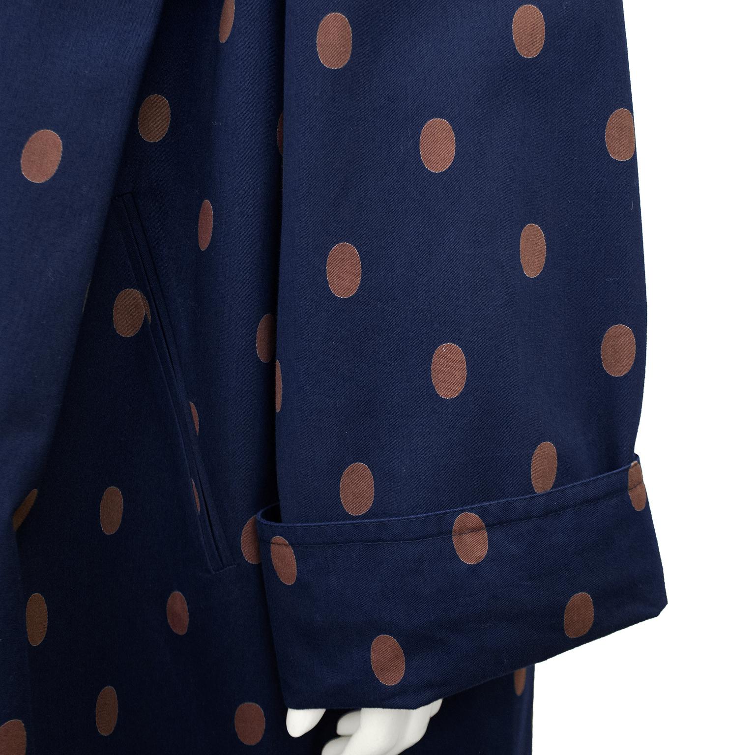 2000s Gianfranco Ferre Navy and Brown Polka Dot Spring Weight Coat  In Good Condition For Sale In Toronto, Ontario