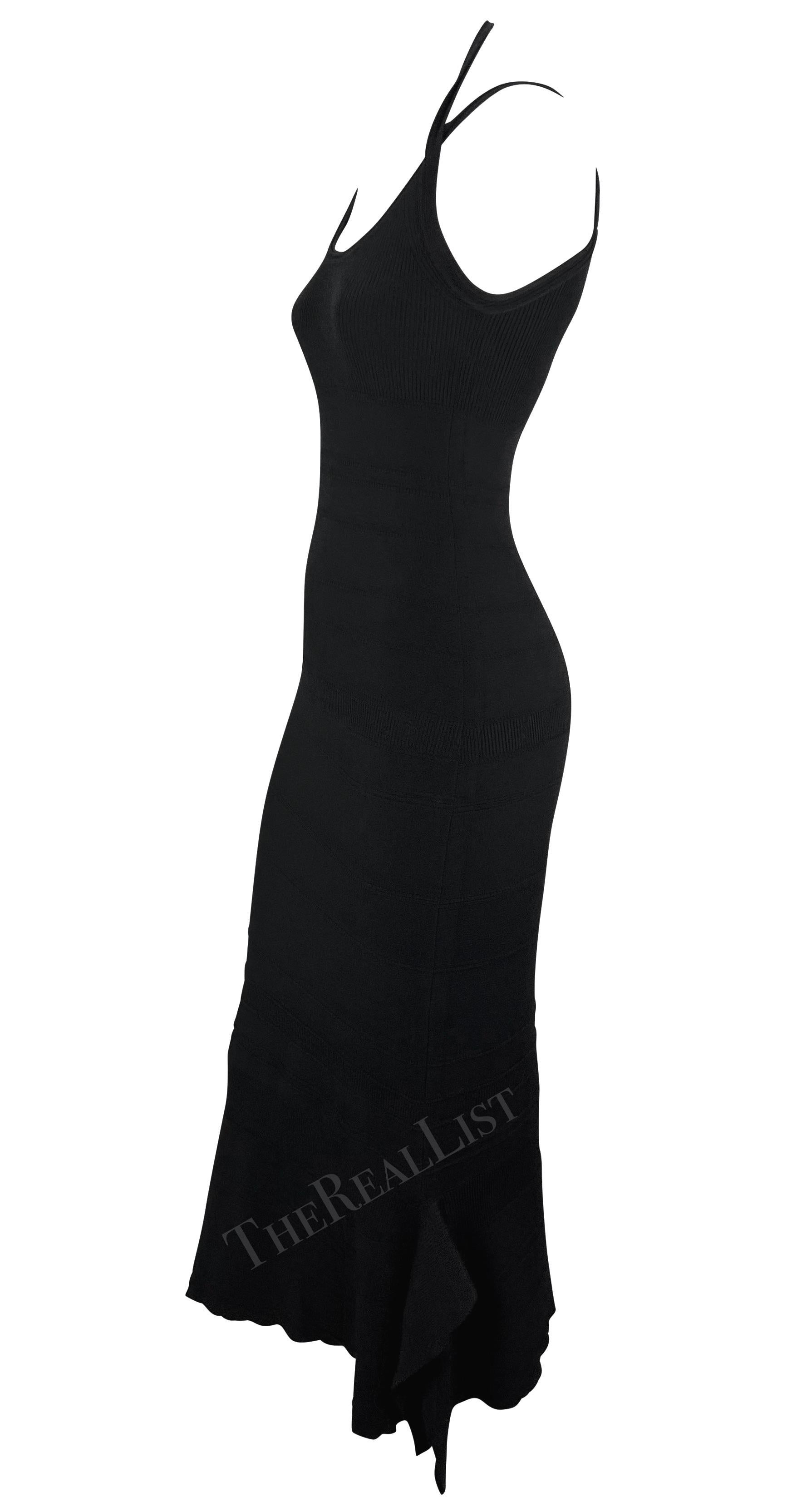 2000s Gianfranco Ferré Stretch Ribbed Knit Bodycon Flare Black Maxi Dress Excellent état - En vente à Philadelphia, PA