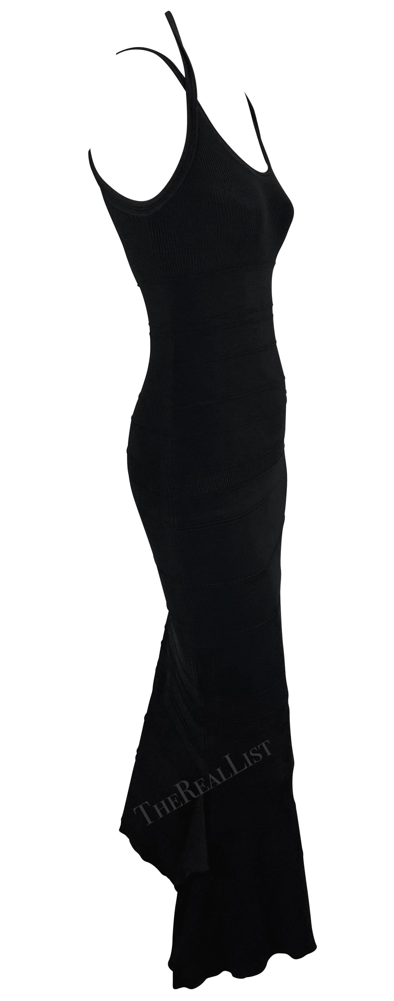 2000s Gianfranco Ferré Stretch Ribbed Knit Bodycon Flare Black Maxi Dress en vente 1