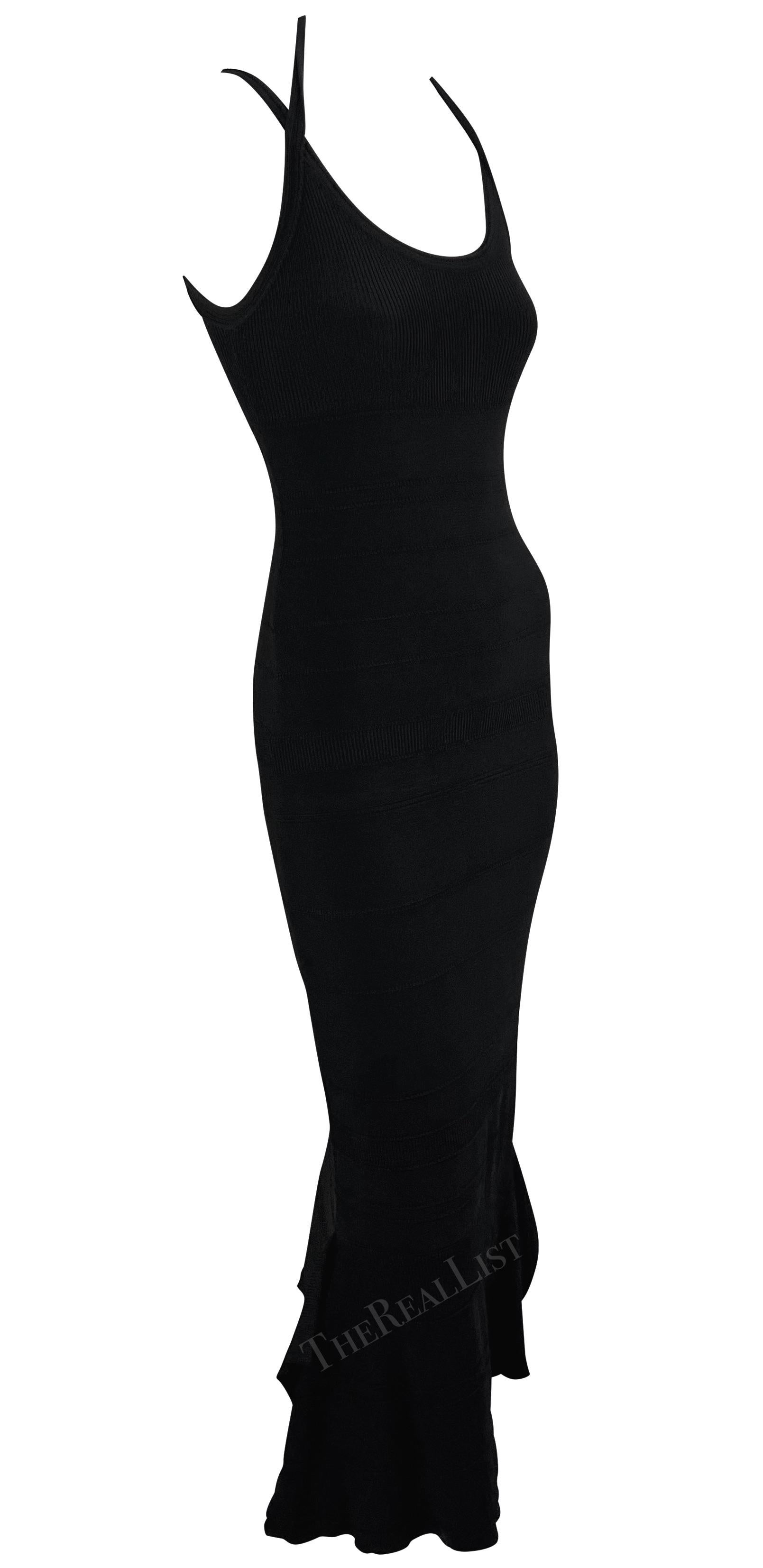 2000s Gianfranco Ferré Stretch Ribbed Knit Bodycon Flare Black Maxi Dress en vente 2